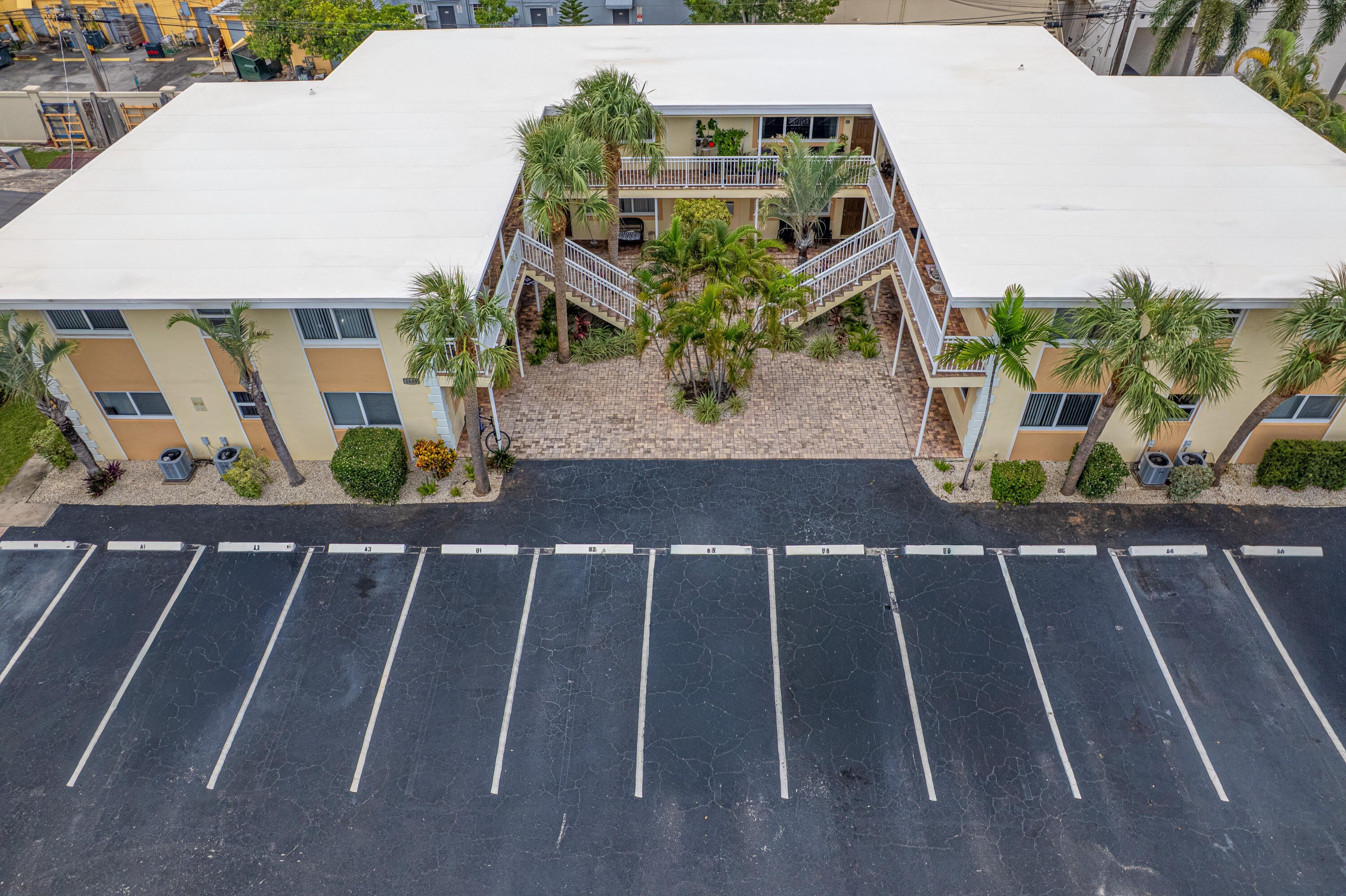 1649 SE 4TH Street – photo 2