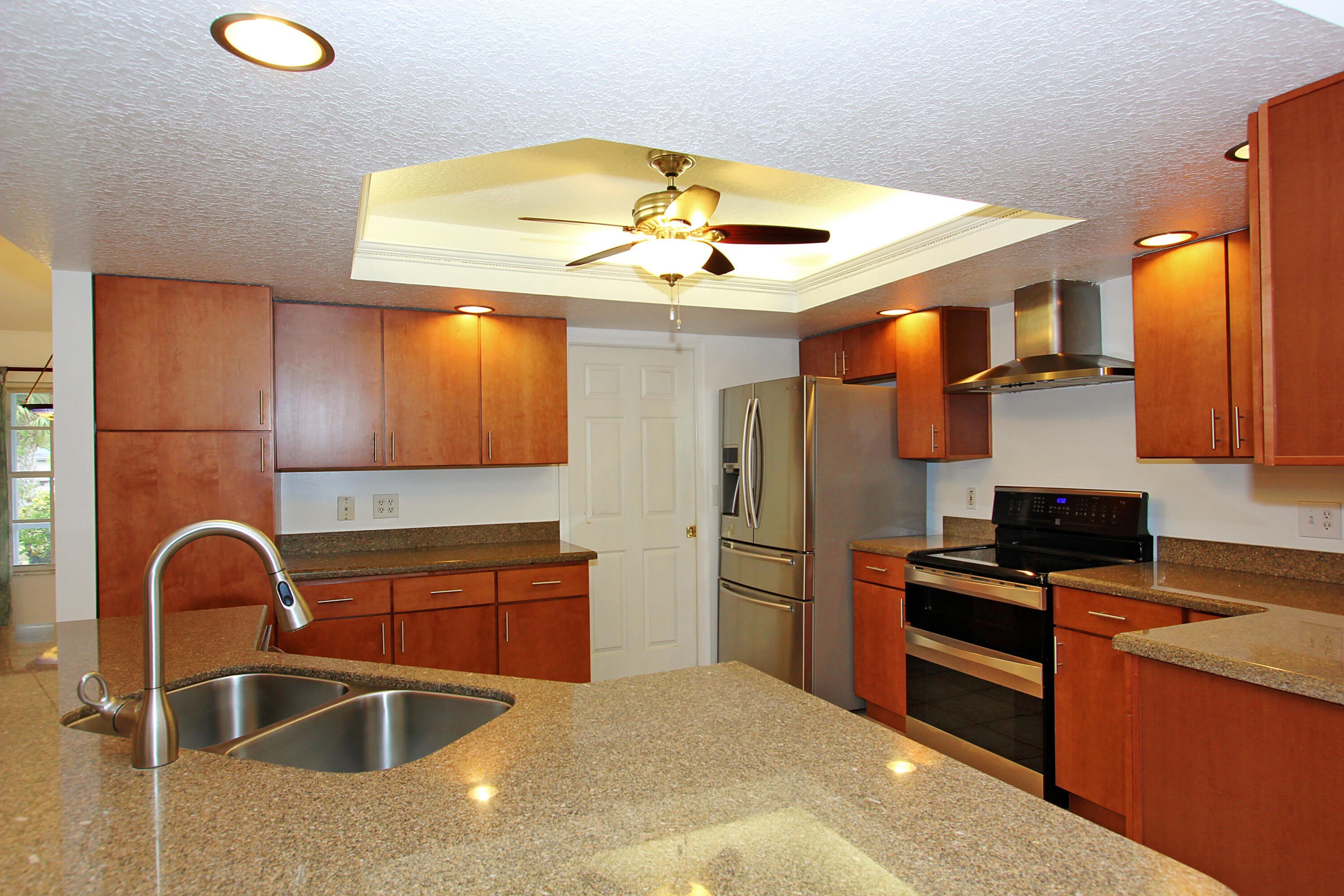 16655 N 113th Trl N – photo 2
