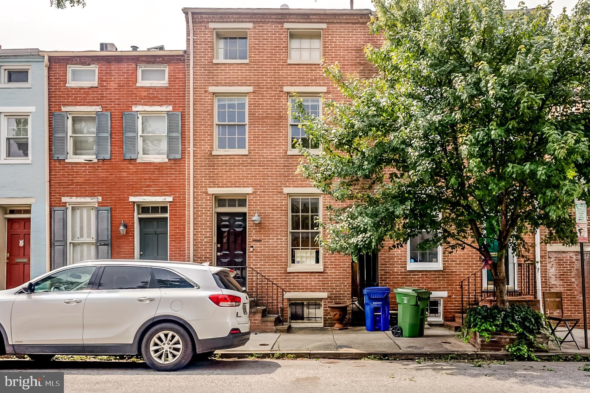 13 E HENRIETTA Street – photo 1