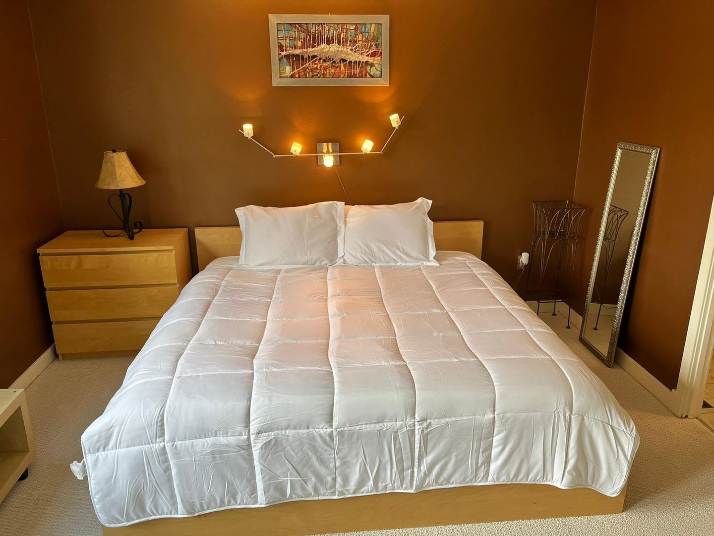 2 Bedroom Condo in Hartford – photo 5