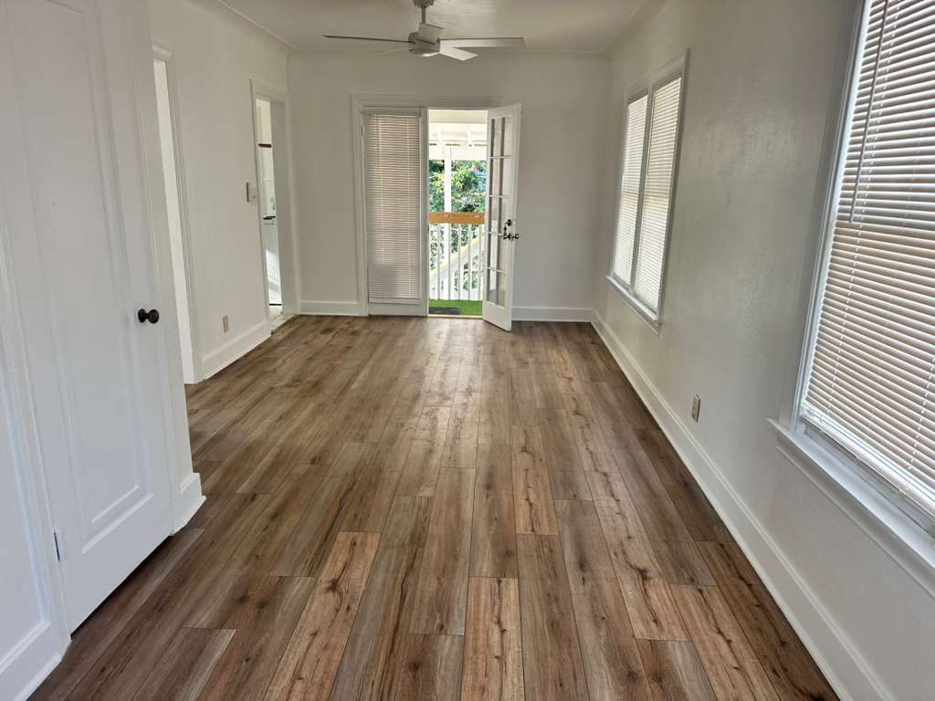 1037 12Th St N – photo 1
