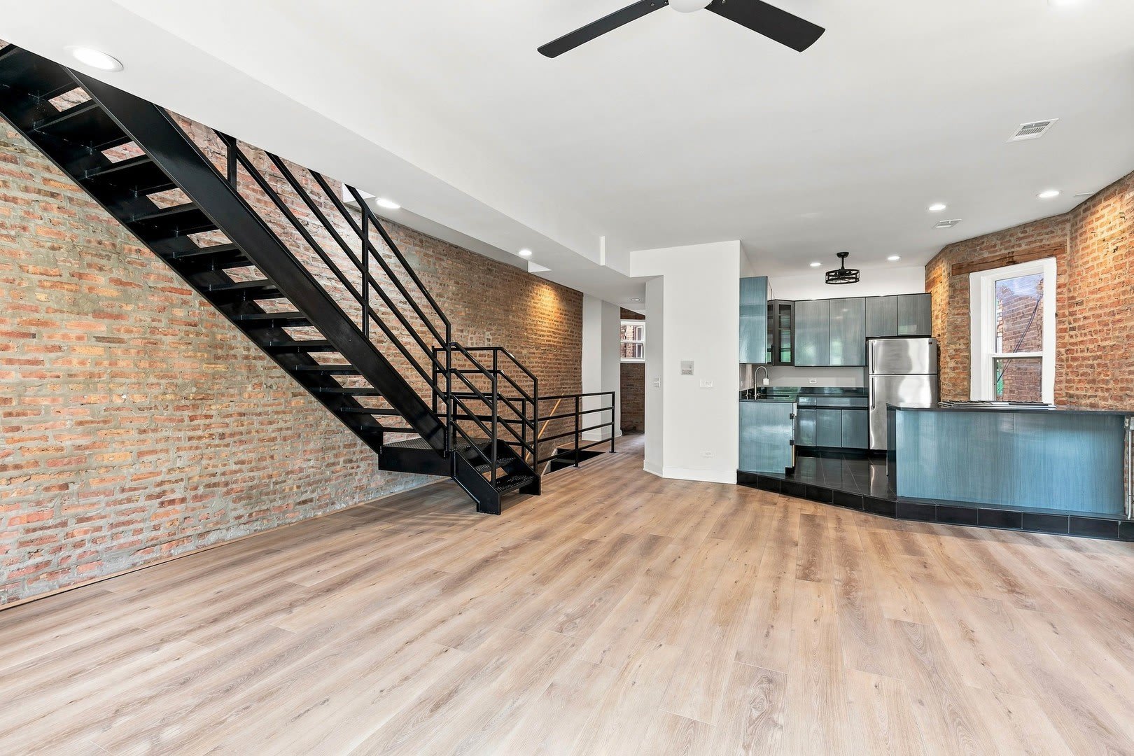 3619 S Giles Avenue – photo 4