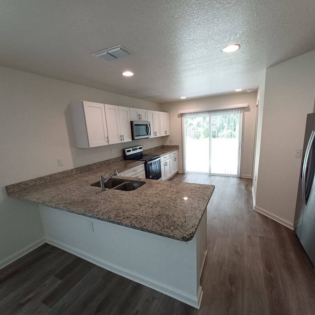 3 BR 2 BA home for small town living – photo 4
