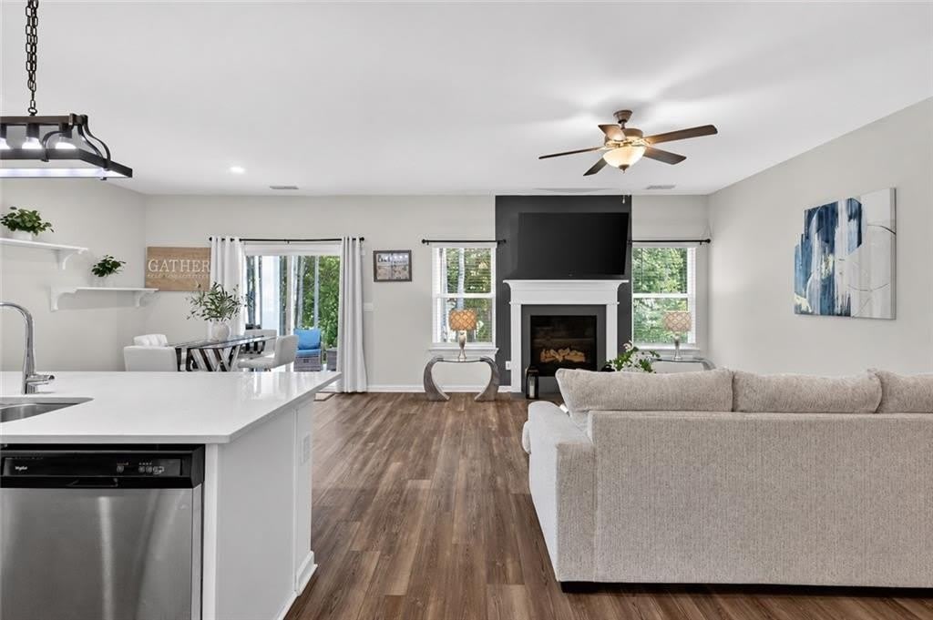 4161 Dean Grove Way – photo 3