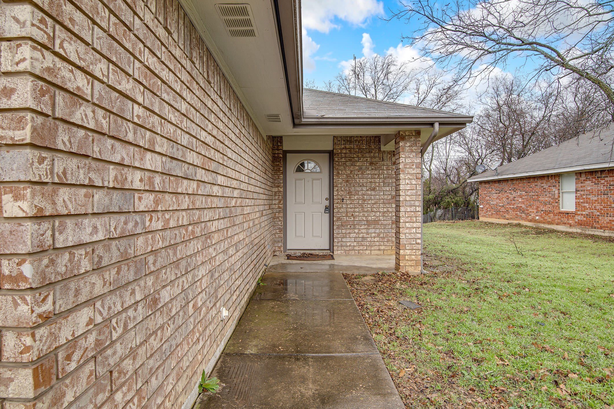 116 Honey Bee Drive – photo 2