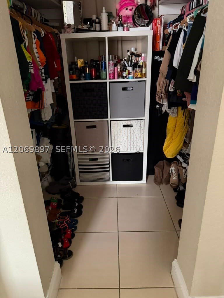 1630 W 46th St – photo 4