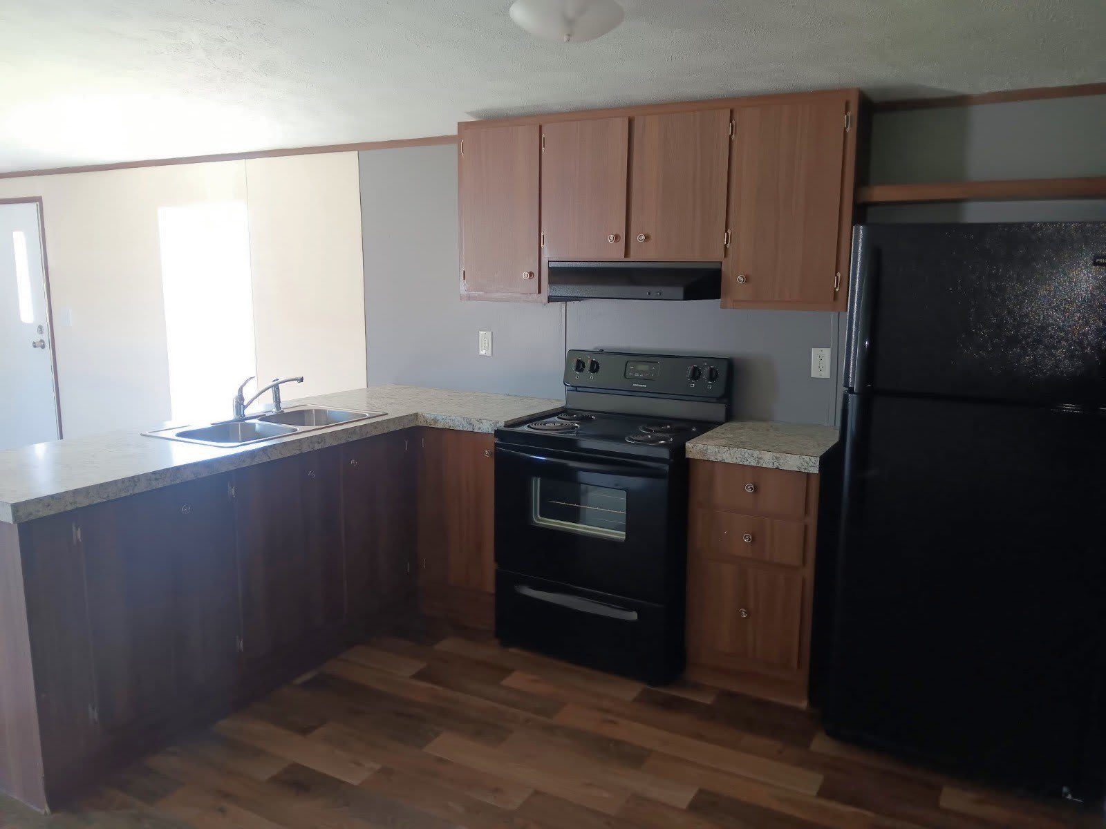 570 Banjo Way – photo 3