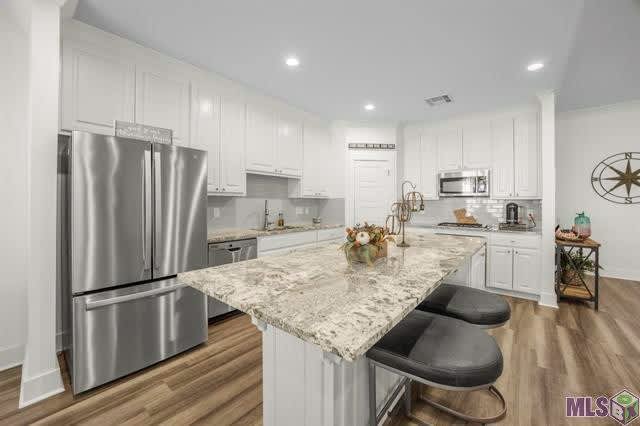 8935 Stonecroft Avenue – photo 3