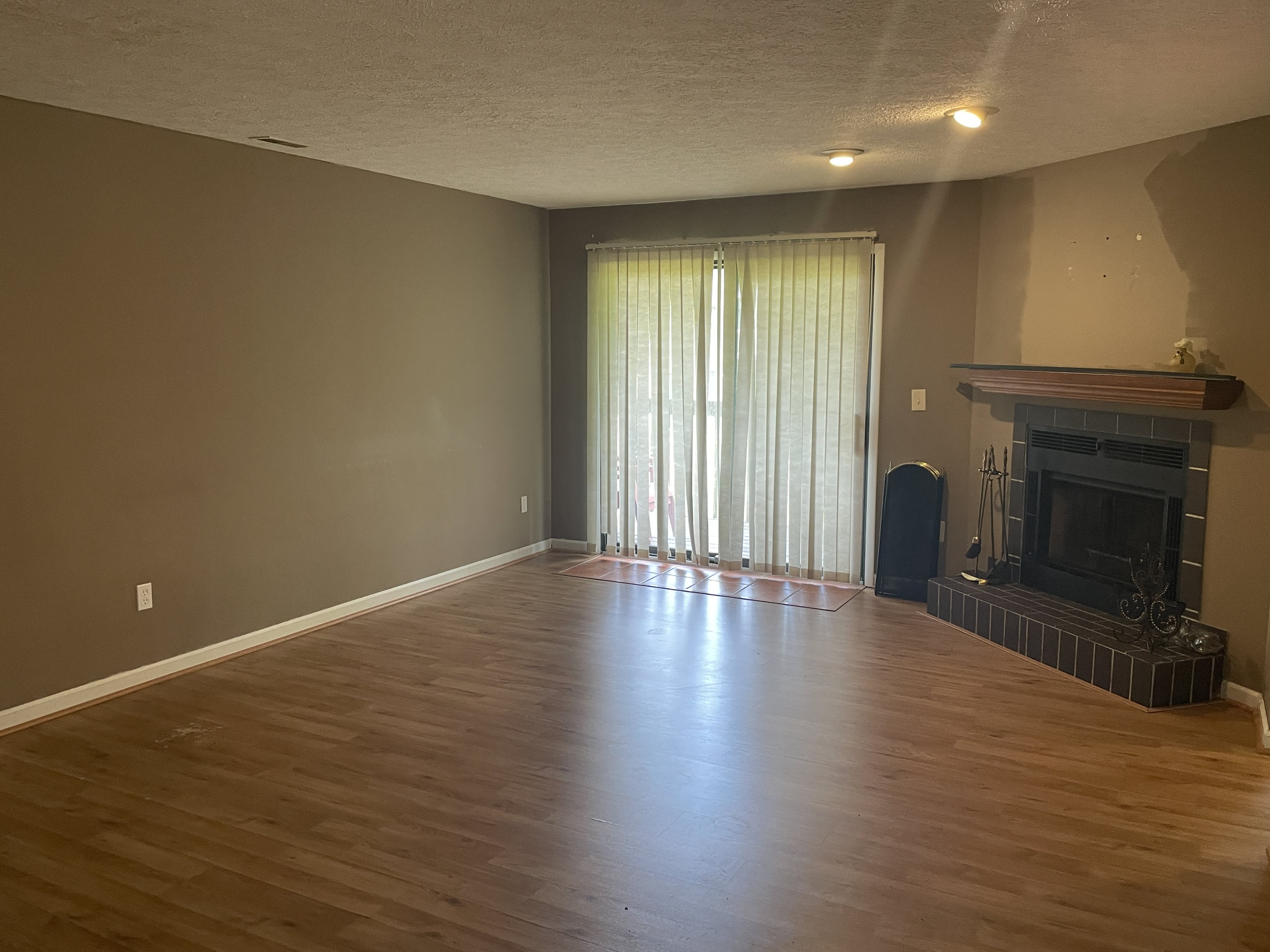 6070 Boymel Dr – photo 3