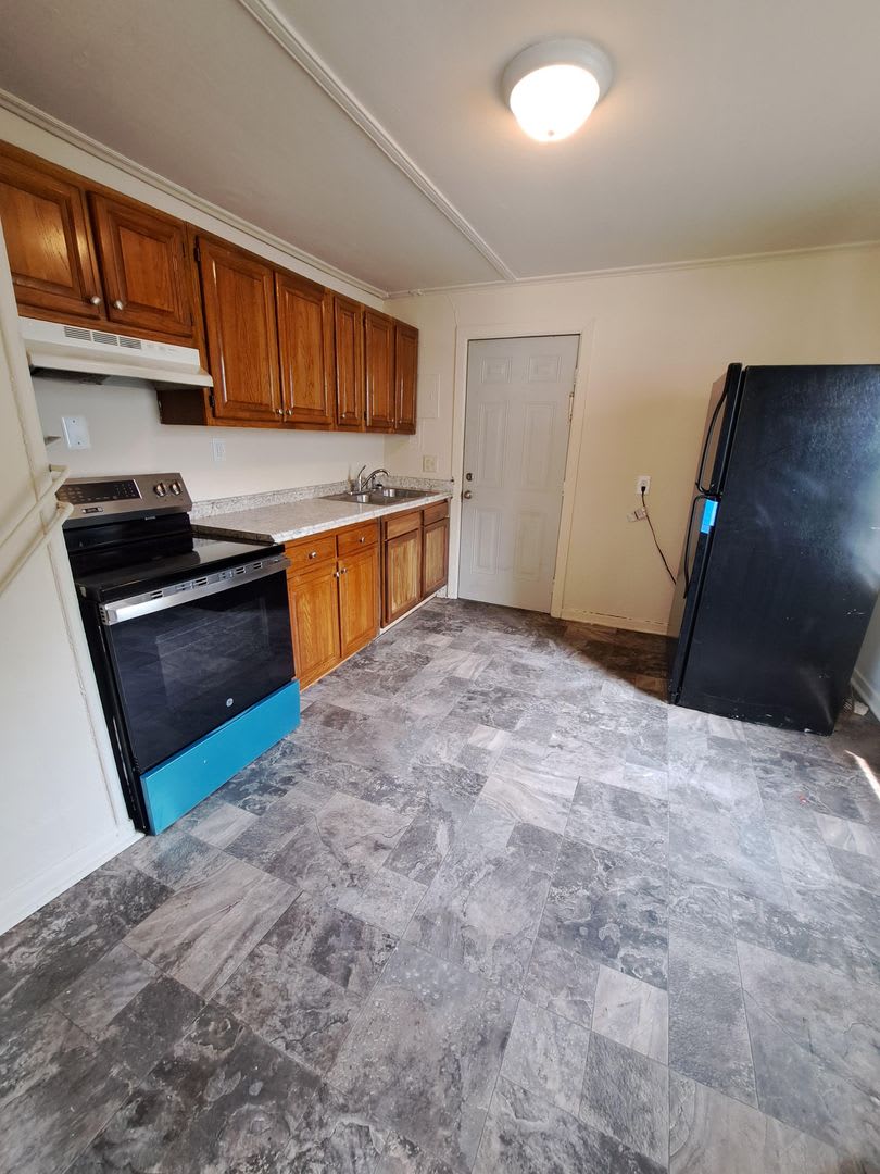 387 385 Carver circle – photo 2