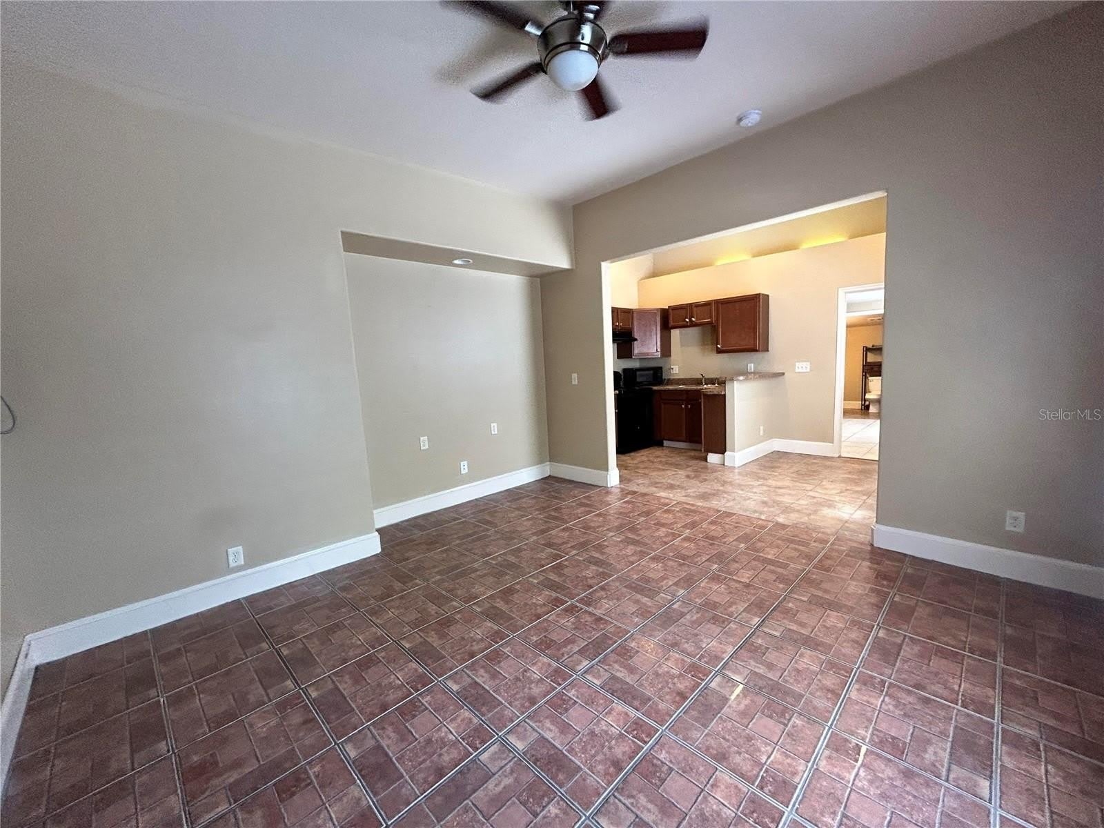 739 DARTMOOR Street N – photo 2