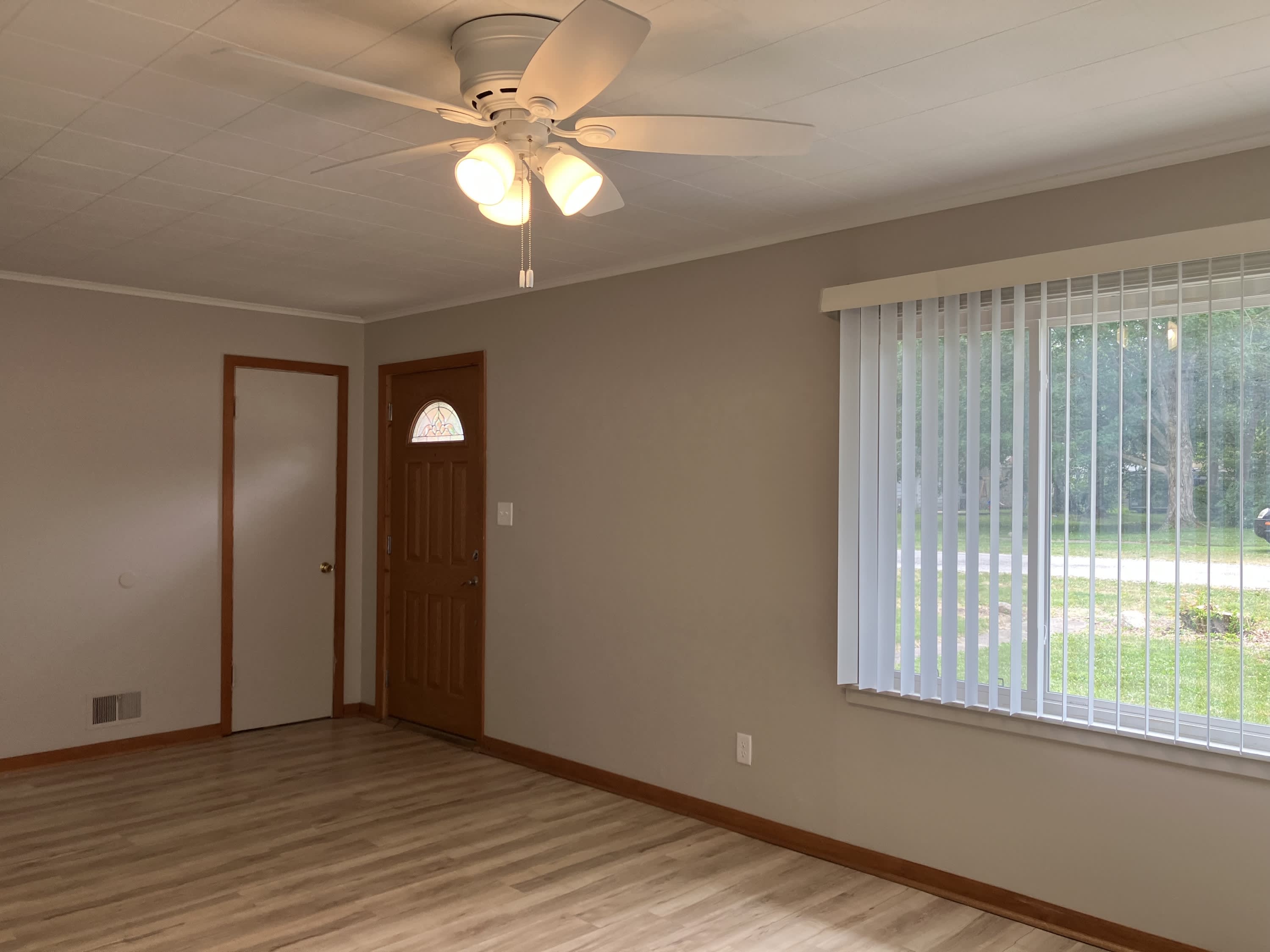 508 East Buckner Street – photo 4