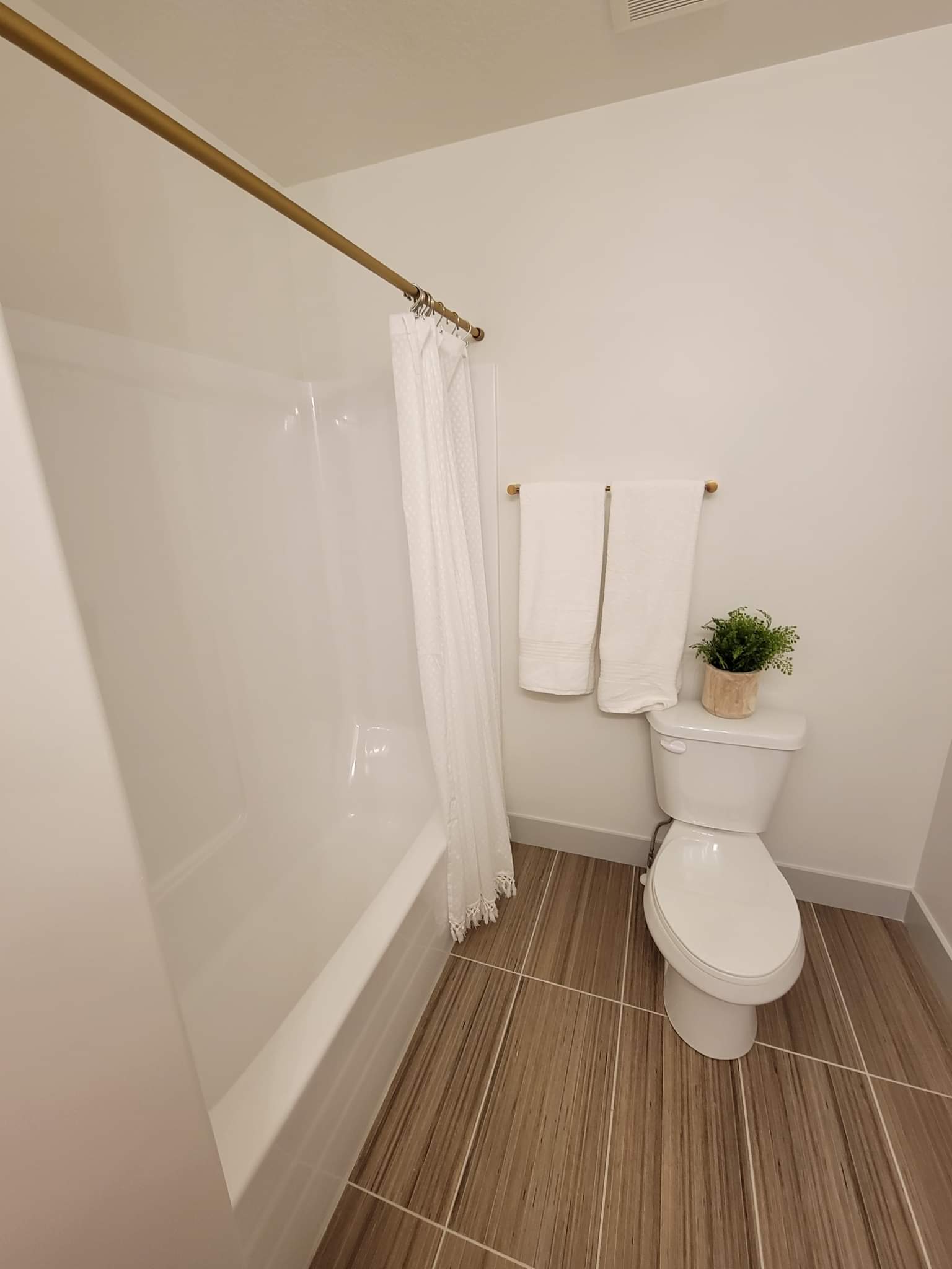 3898 Hardman Way – photo 3