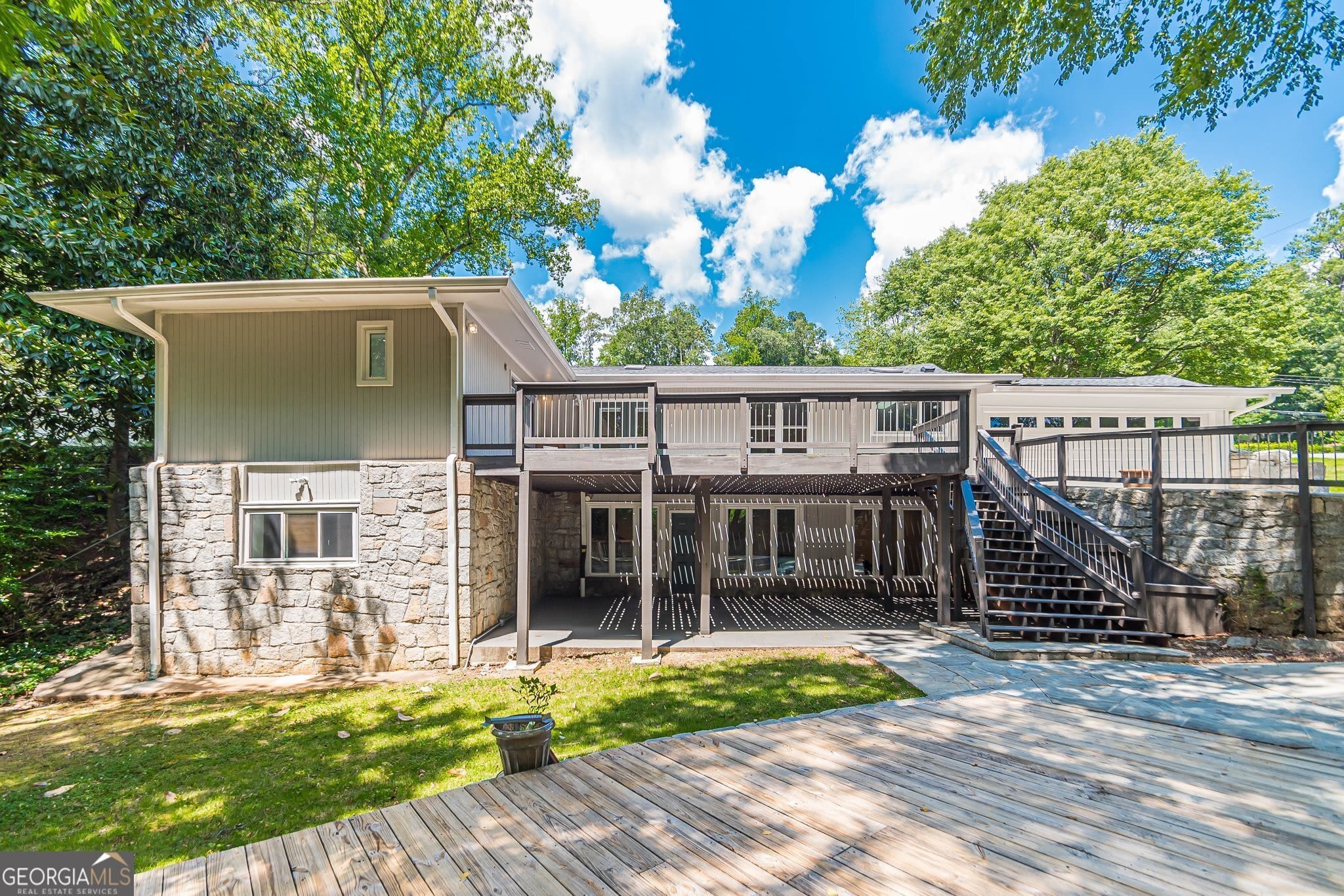 4523 Runnemede Road NW – photo 2