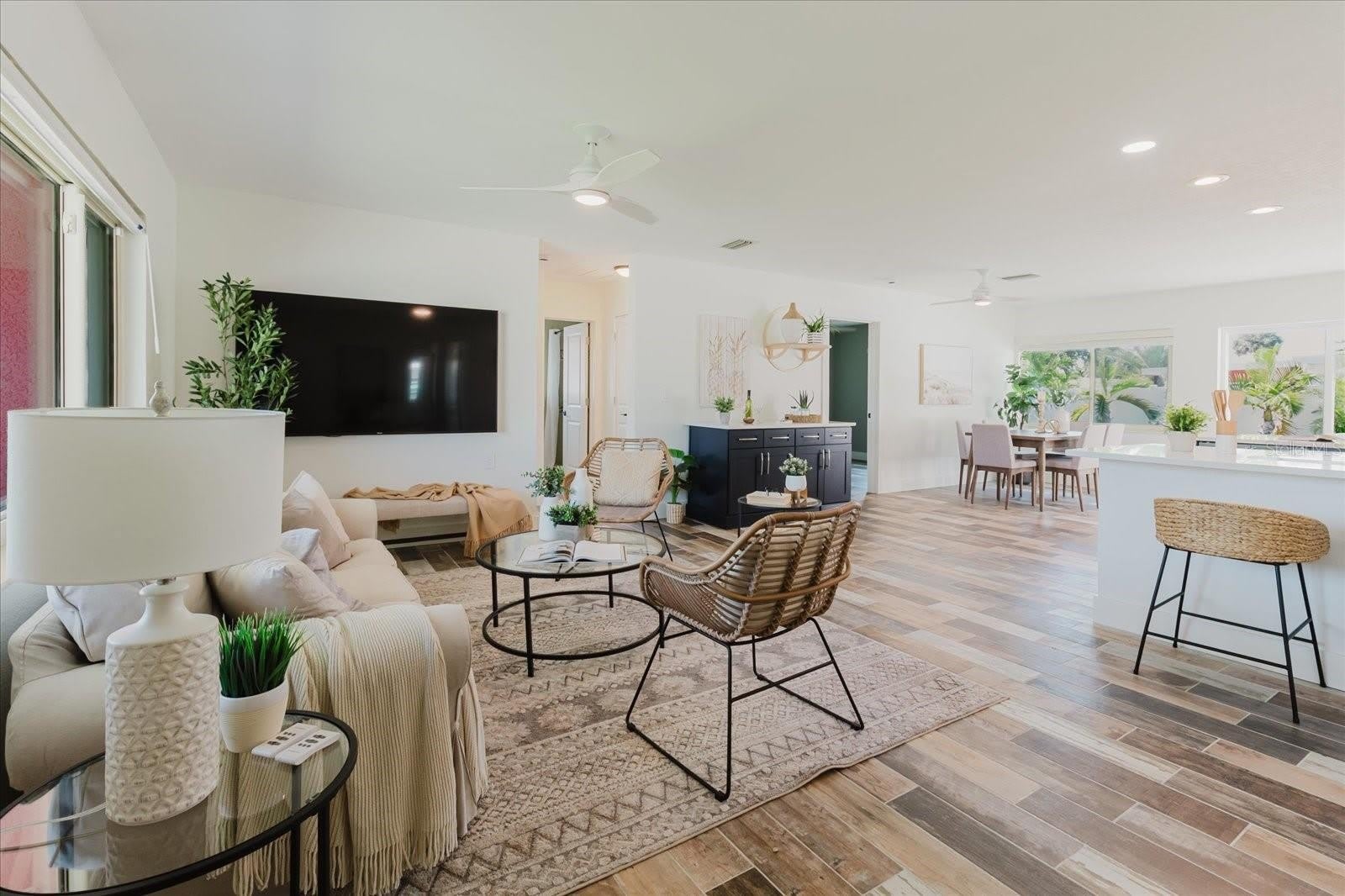 411 87TH Avenue – photo 5