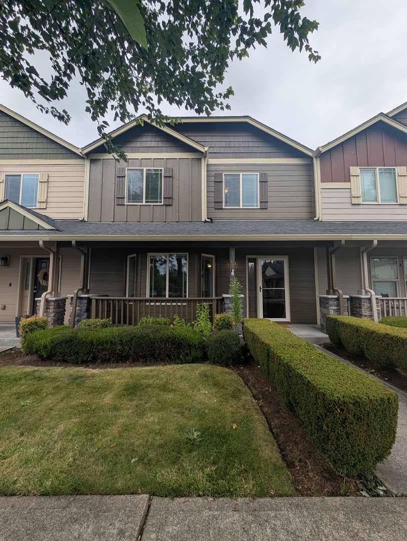 Townhouse For Rent In Lacey – photo 1