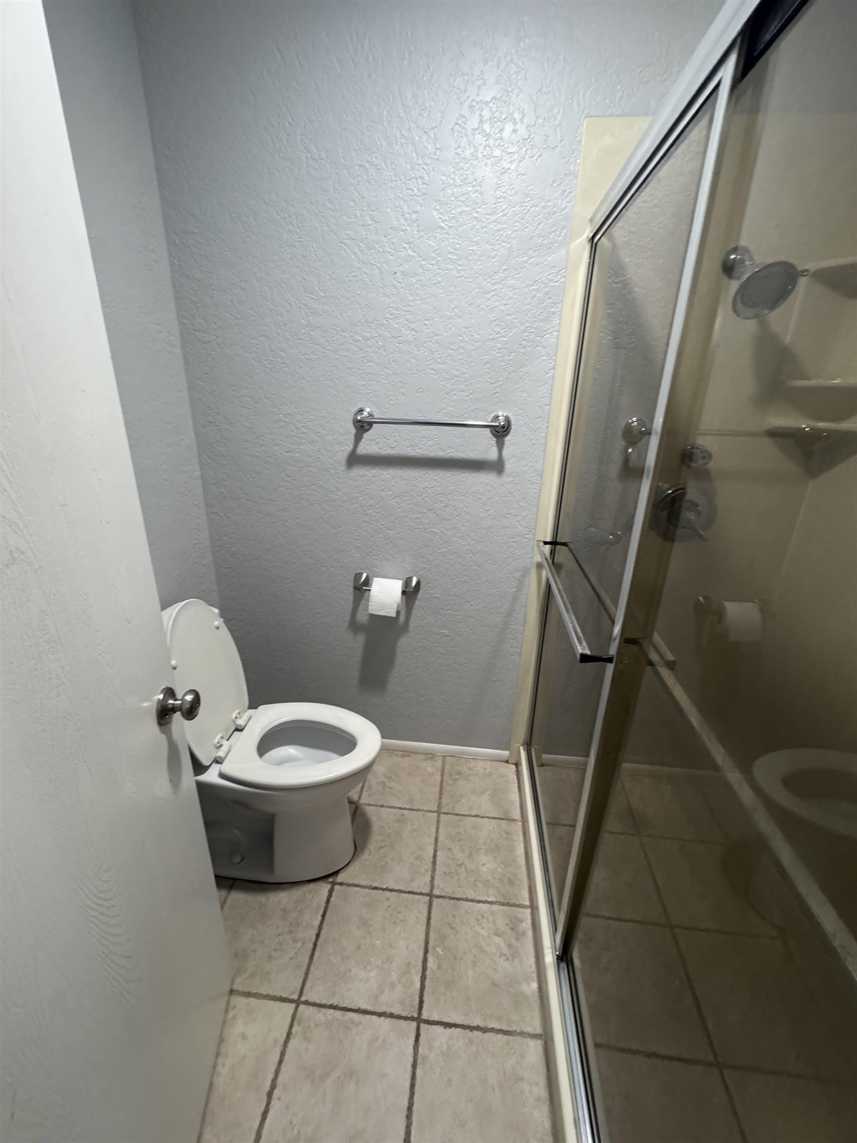 8273 Heartfield – photo 4
