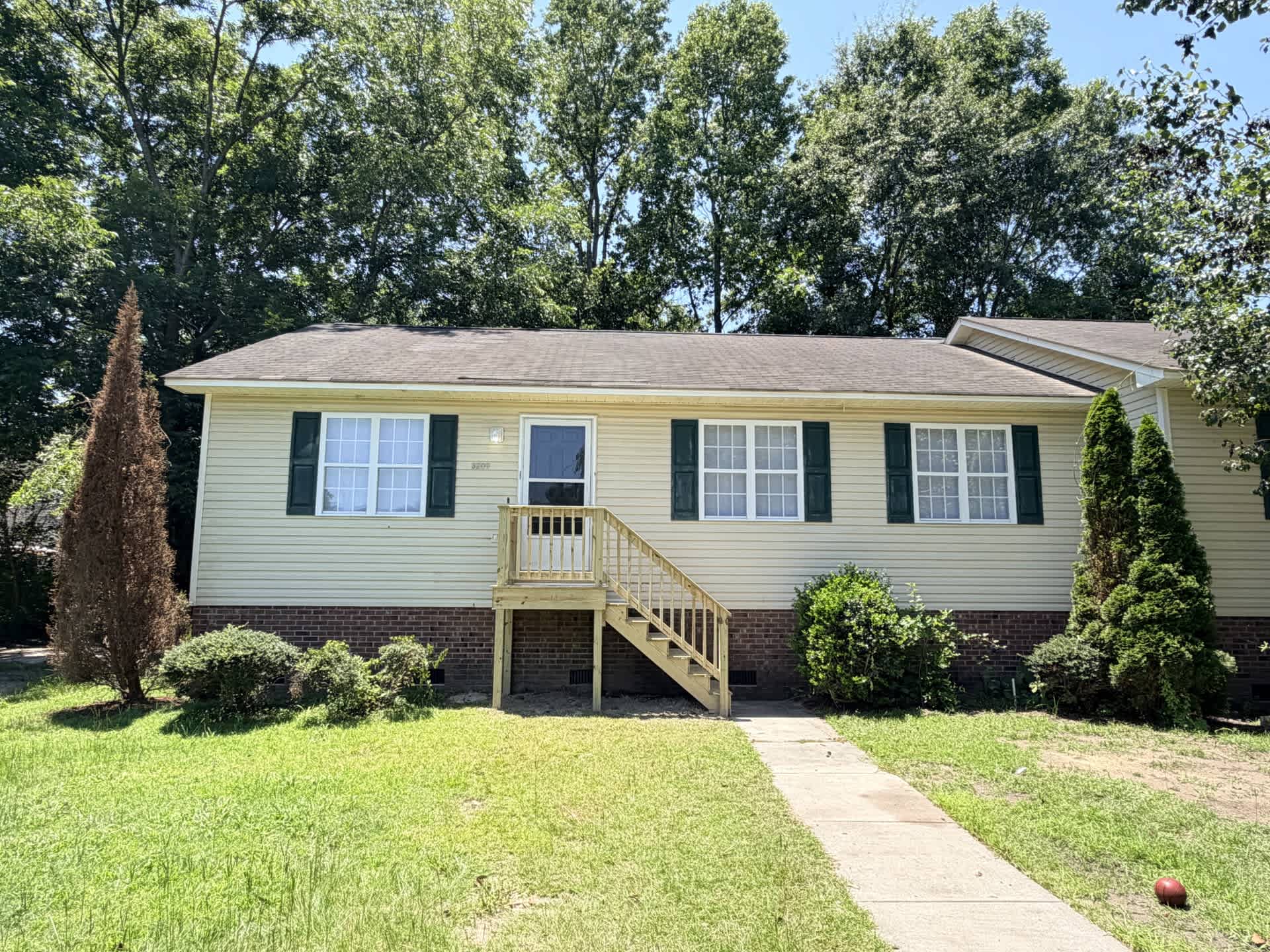 3209 Deerpath Circle – photo 1