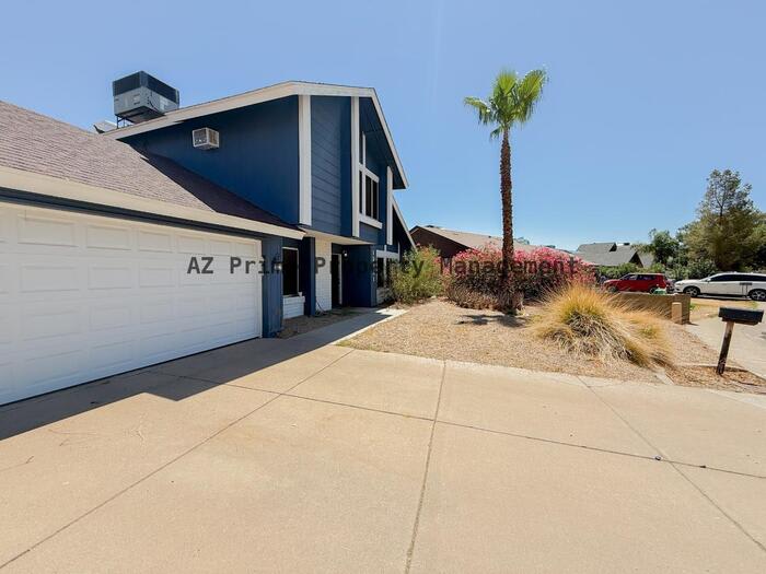 15851 North 24th Avenue – photo 4