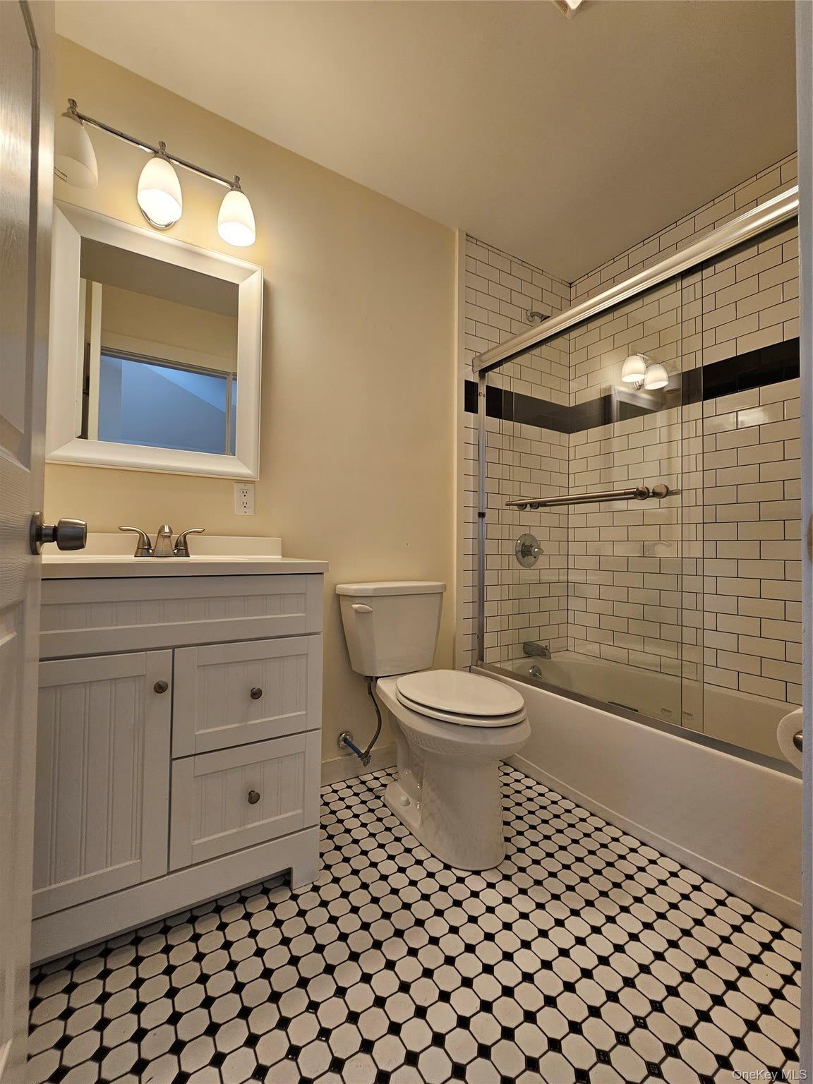 231 Reynolds Road – photo 5