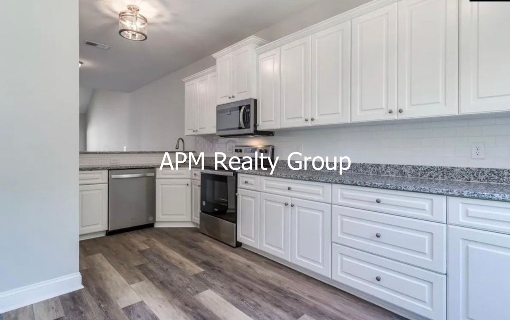 Easly Living Townhome – photo 4