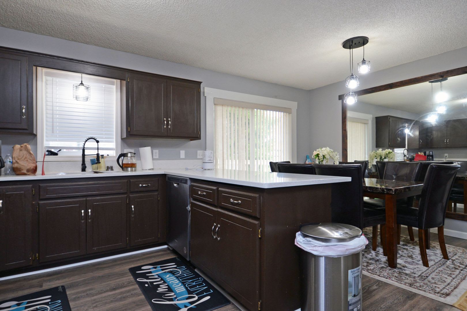 Beautiful 3-bed 2-Bath Home in Brooklyn Park! – photo 3