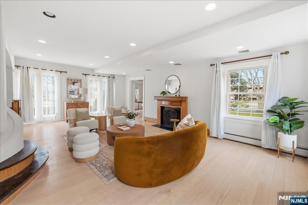 61 Glenwood Road – photo 5