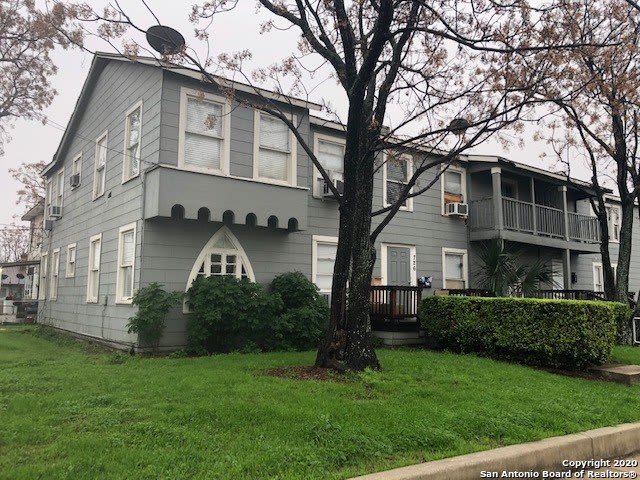 726 E GRAYSON ST – photo 1