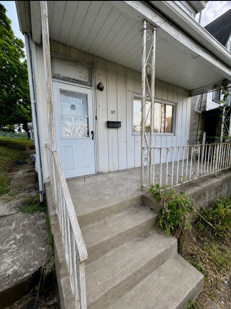 Charming 3 Bed 1 Bath Home! Recently Updated! – photo 3