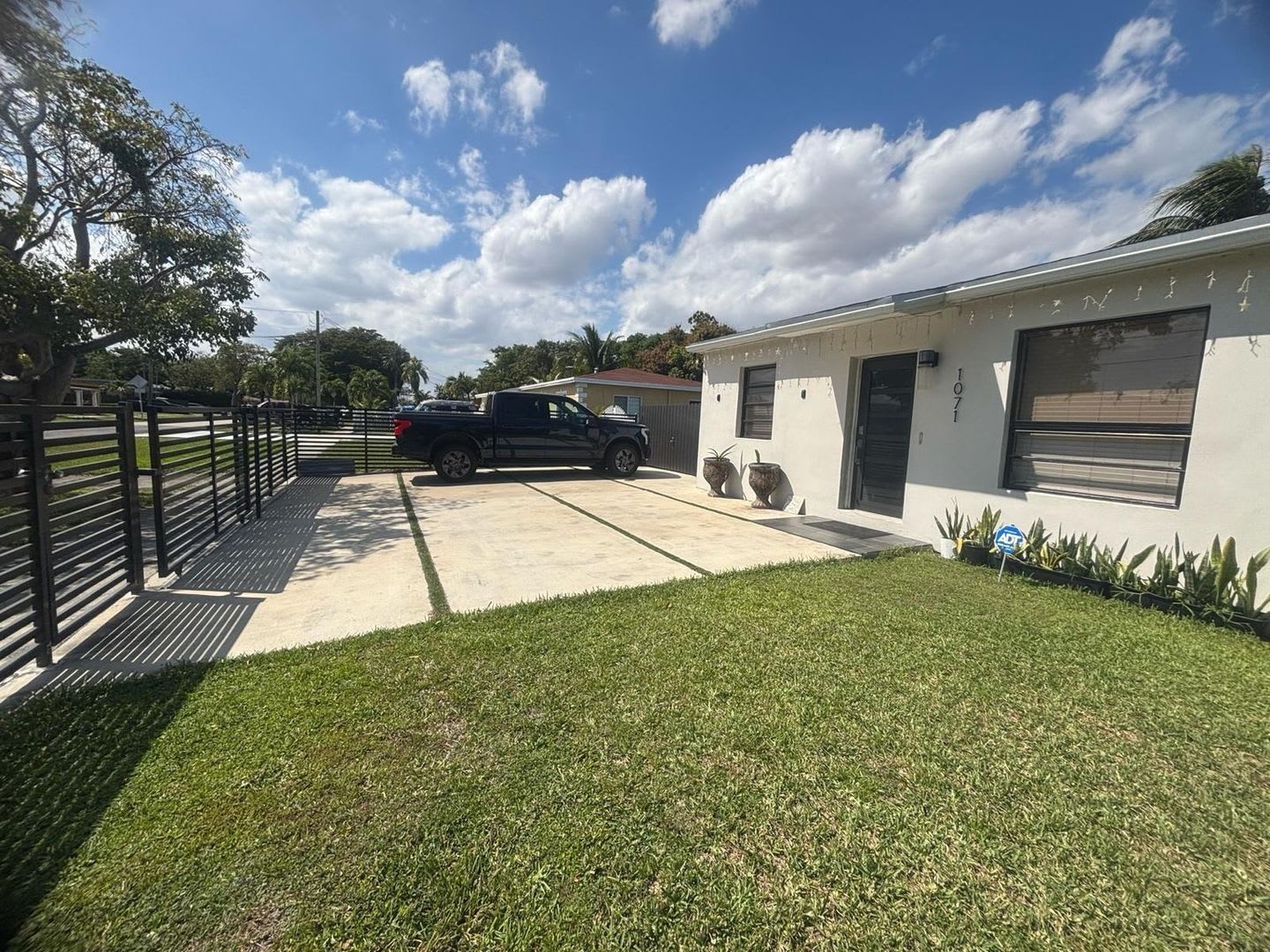 Remolded 2 Bedroom 1Bath Miami – photo 1
