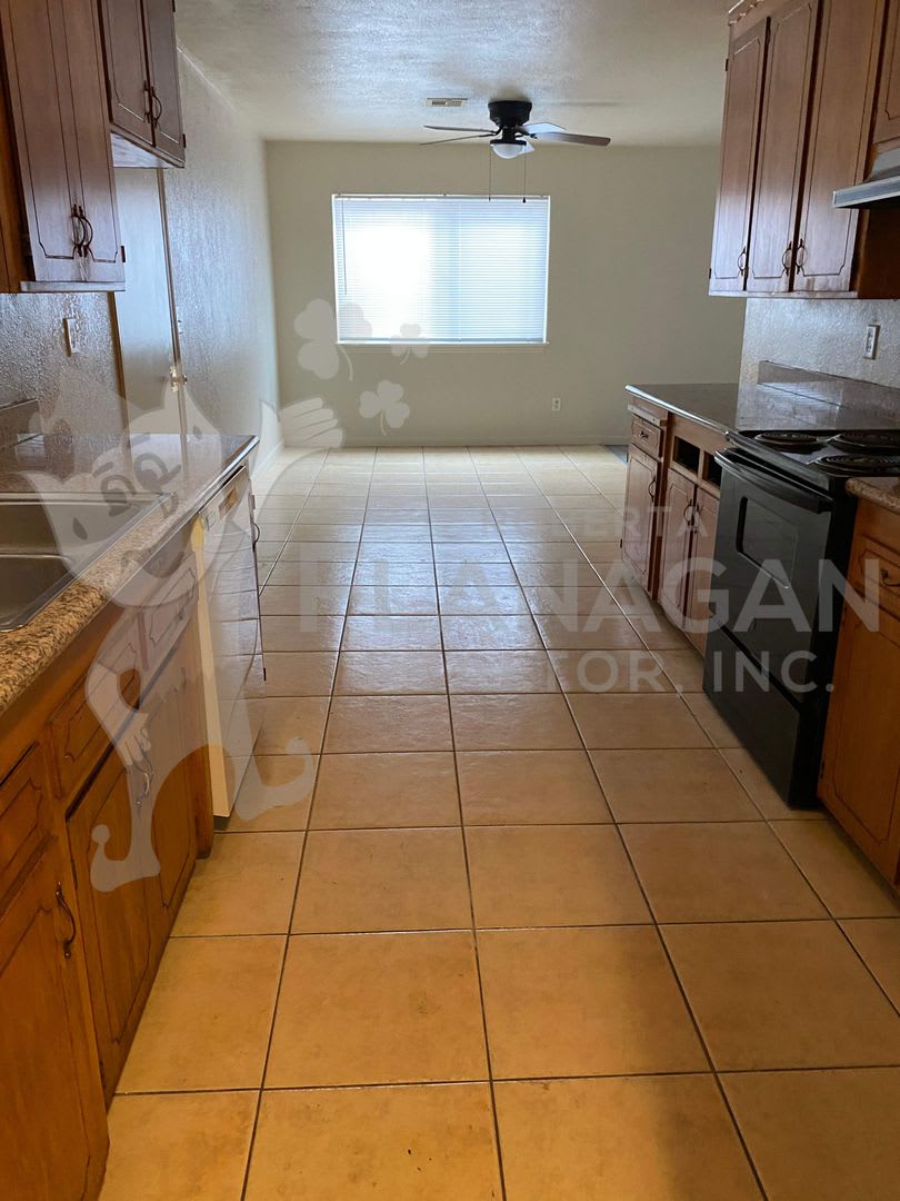 3 Bedroom 2 Bathroom Home – photo 2