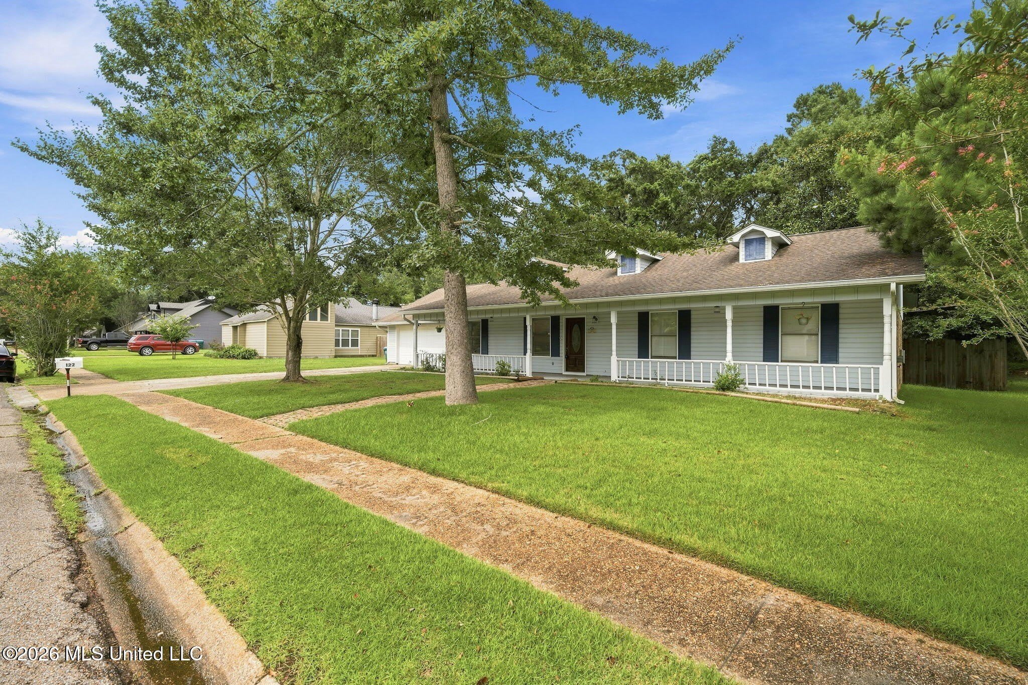 122 Booth Circle – photo 2
