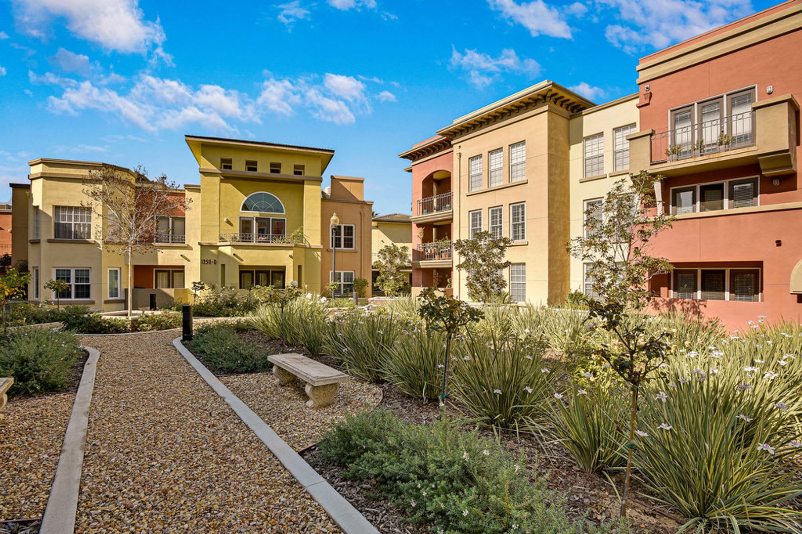 2 bedroom 2 bathroom Uptown District condo for rent in the heart of Hillcrest! – photo 5
