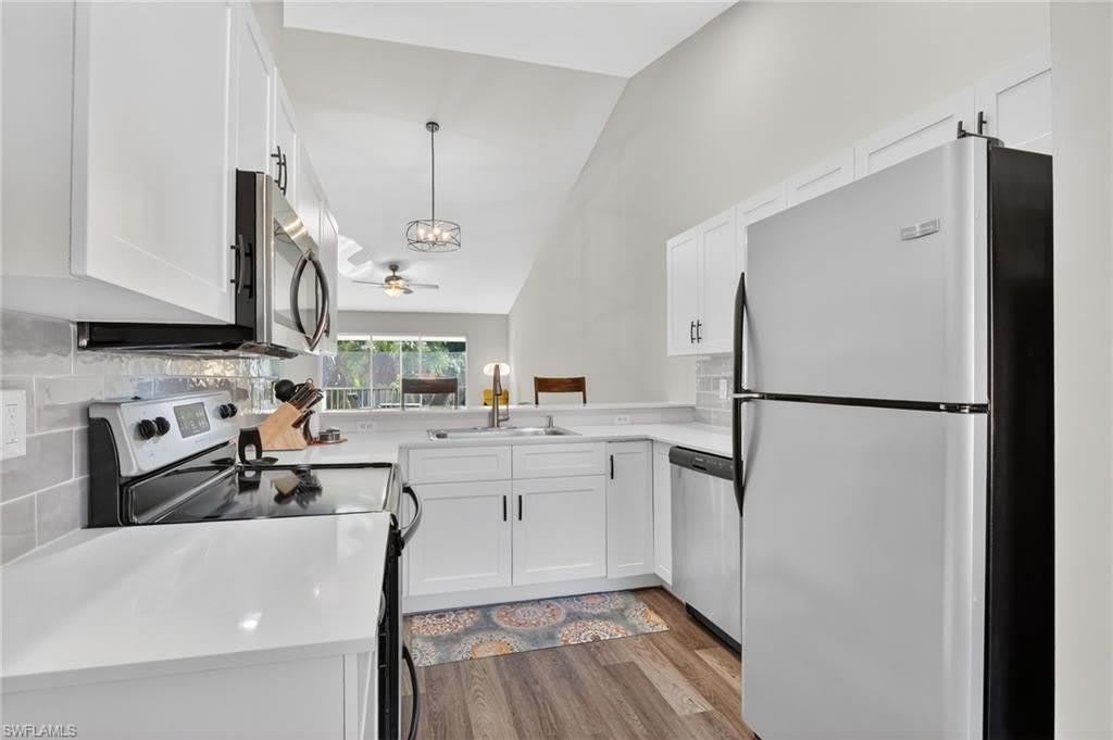 209 Robin Hood Cir – photo 2