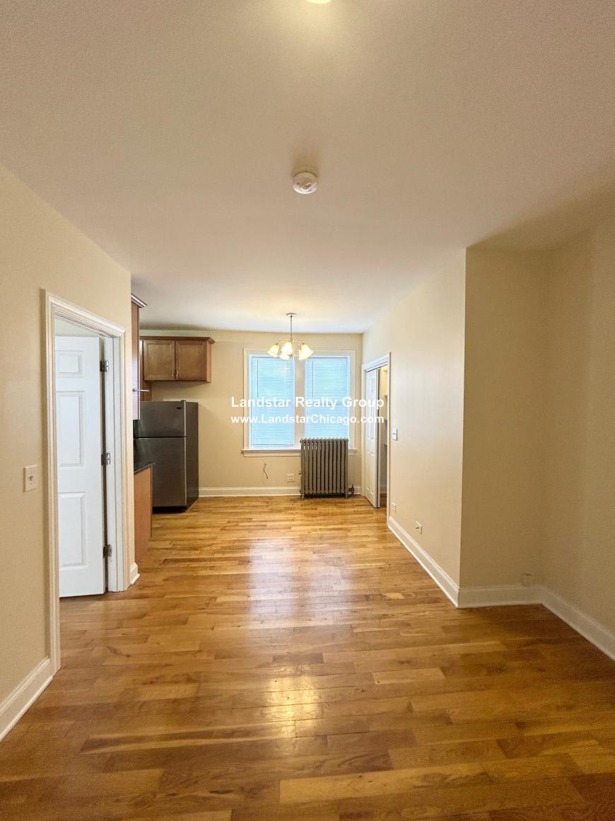 4546 West George St. – photo 2