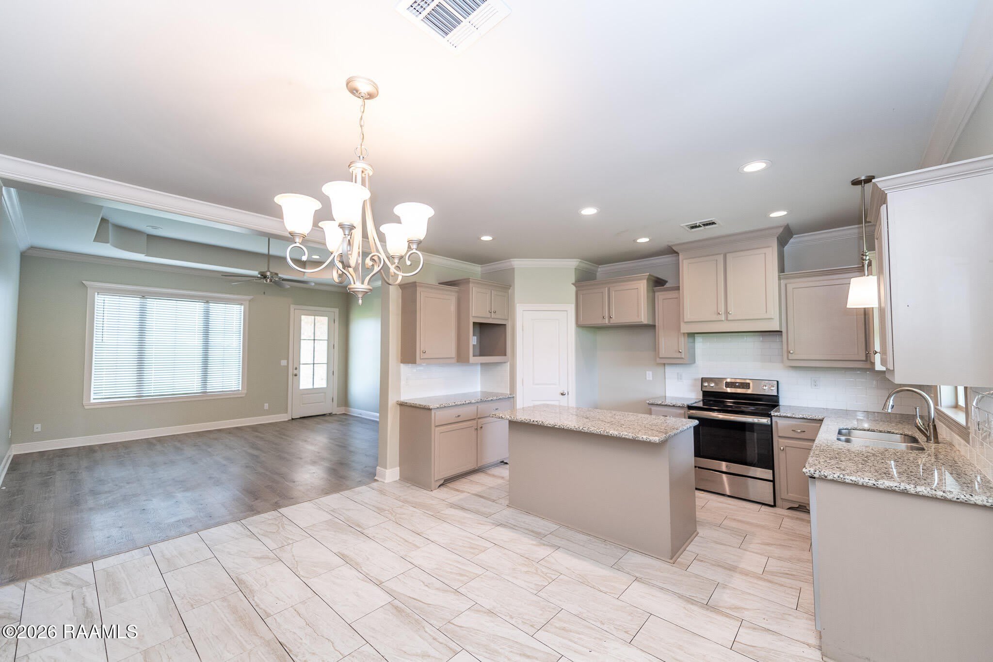 468 Montgomery Road – photo 3