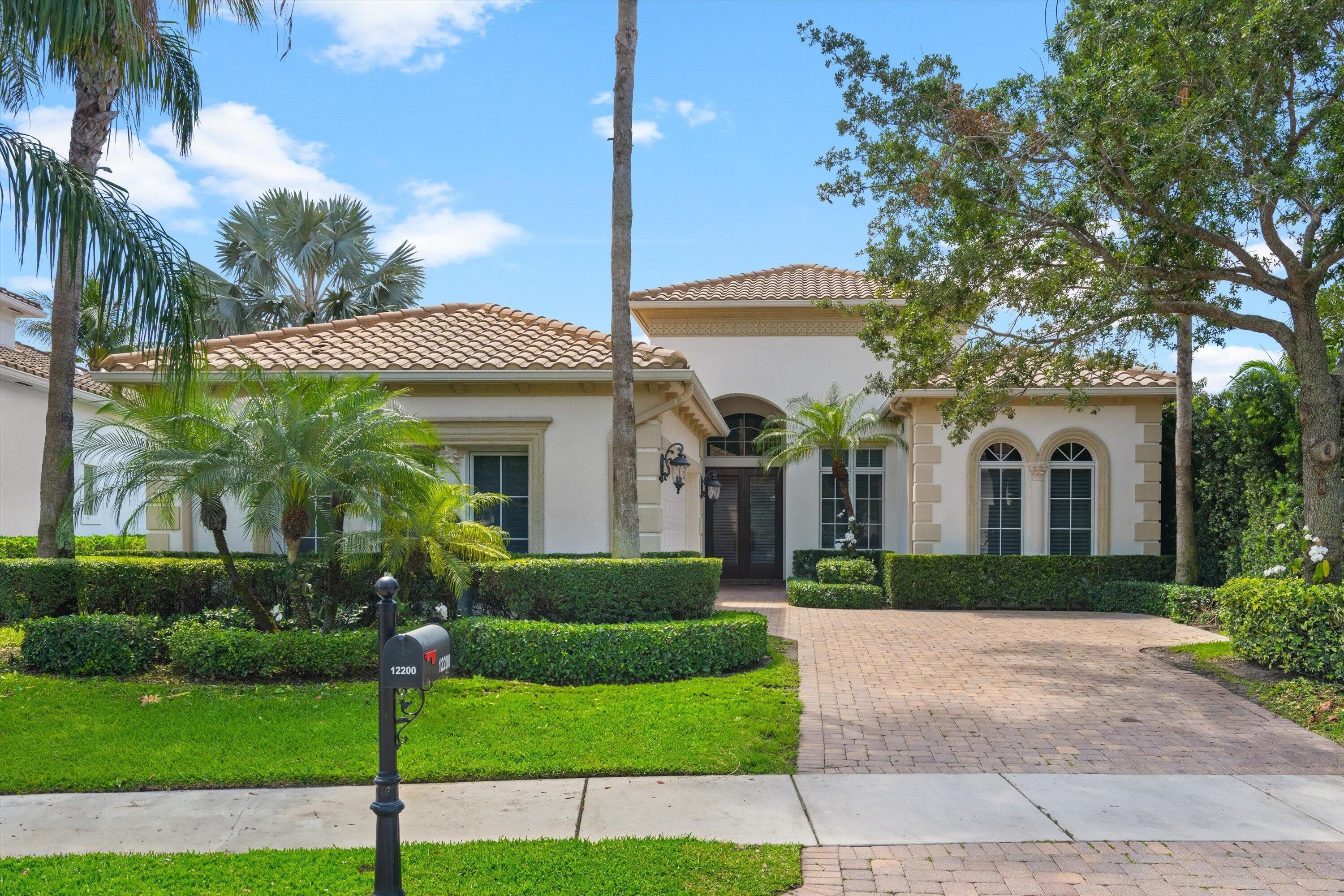 12200 Sunnydale Drive – photo 1