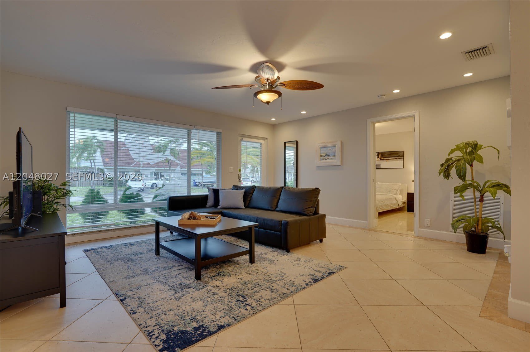 1660 Ne 26Th Ave – photo 1