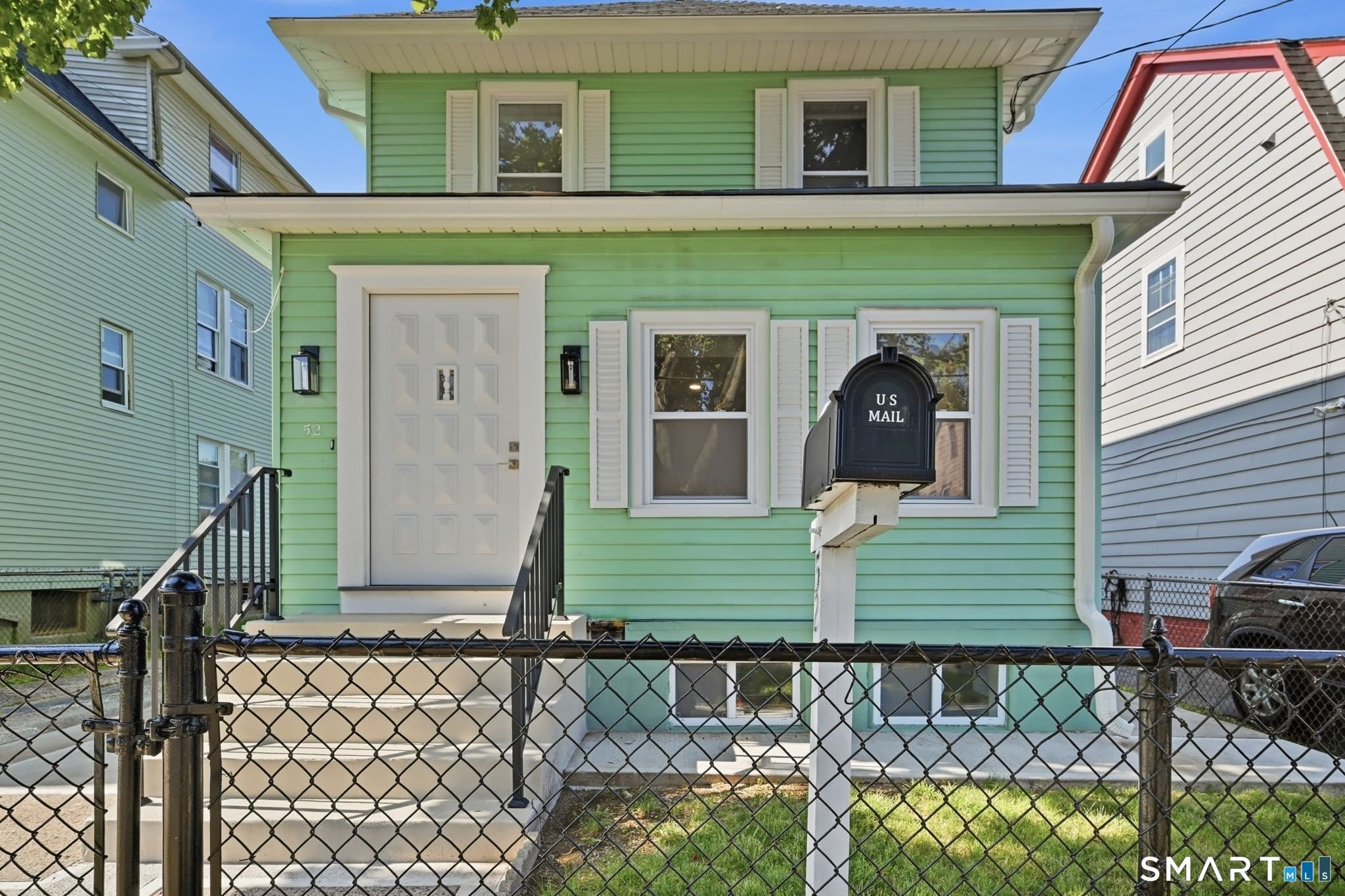 52 Fourth Street – photo 3