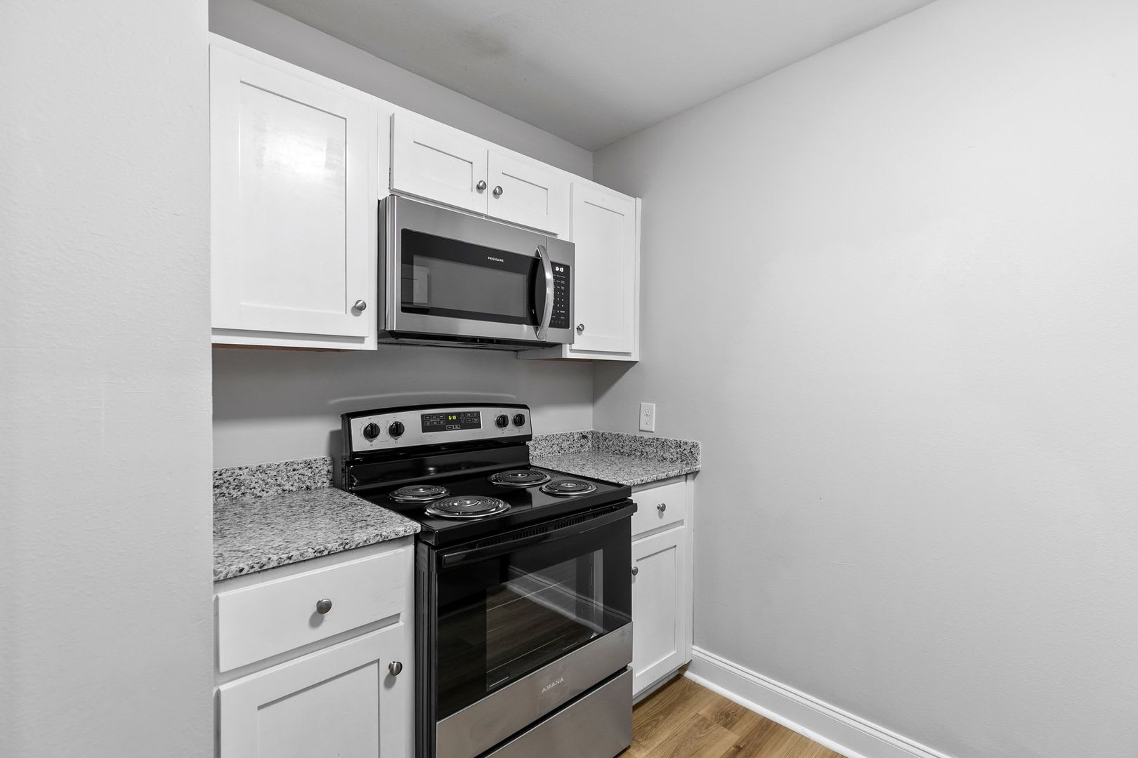 Crestview Apartments – photo 5