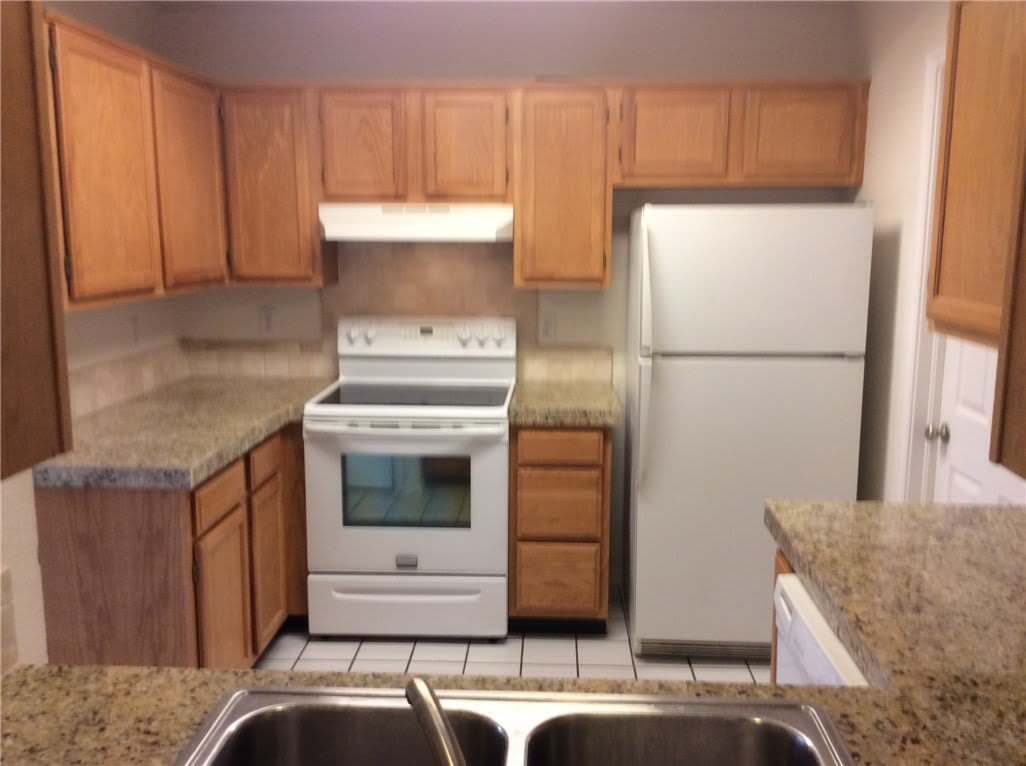 2050 E Farr Street – photo 5