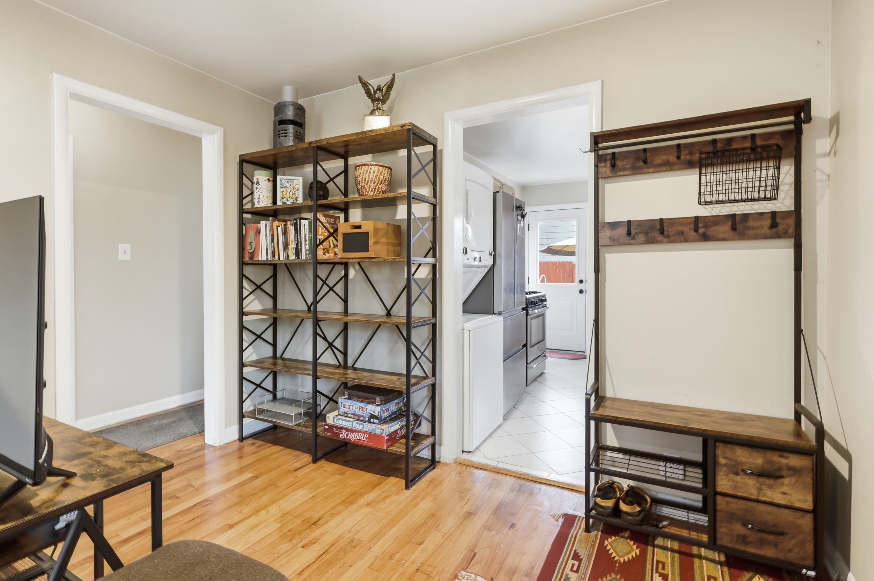 1545 South Yates Street – photo 5