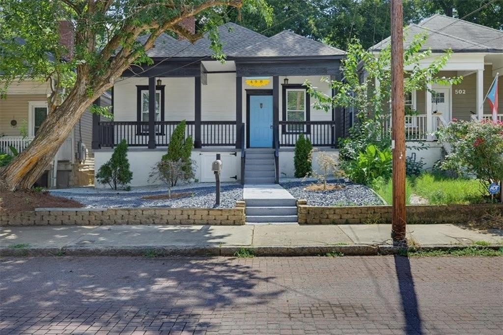 498 Connally Street SE – photo 1