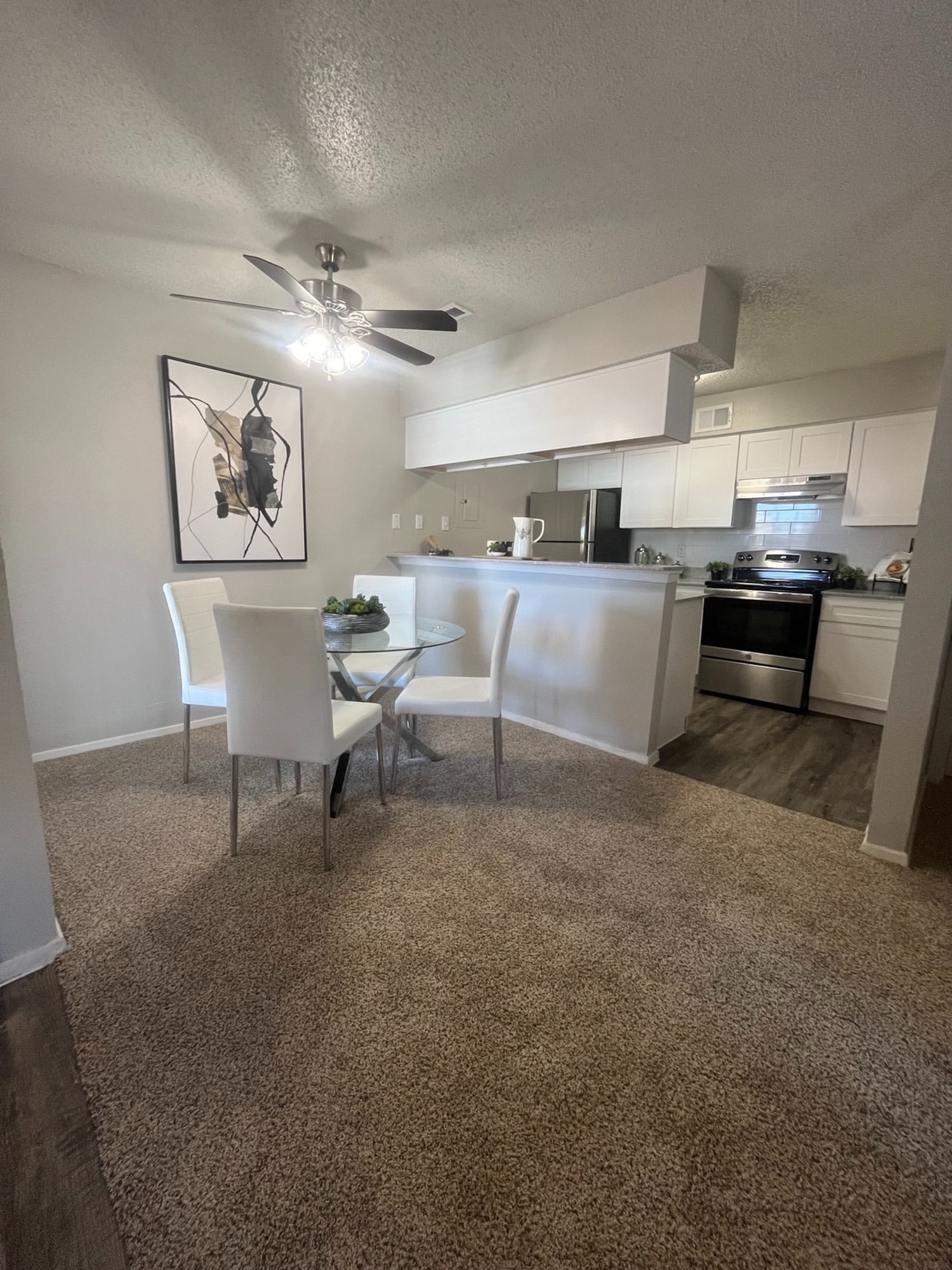 College Park Apartments – photo 4