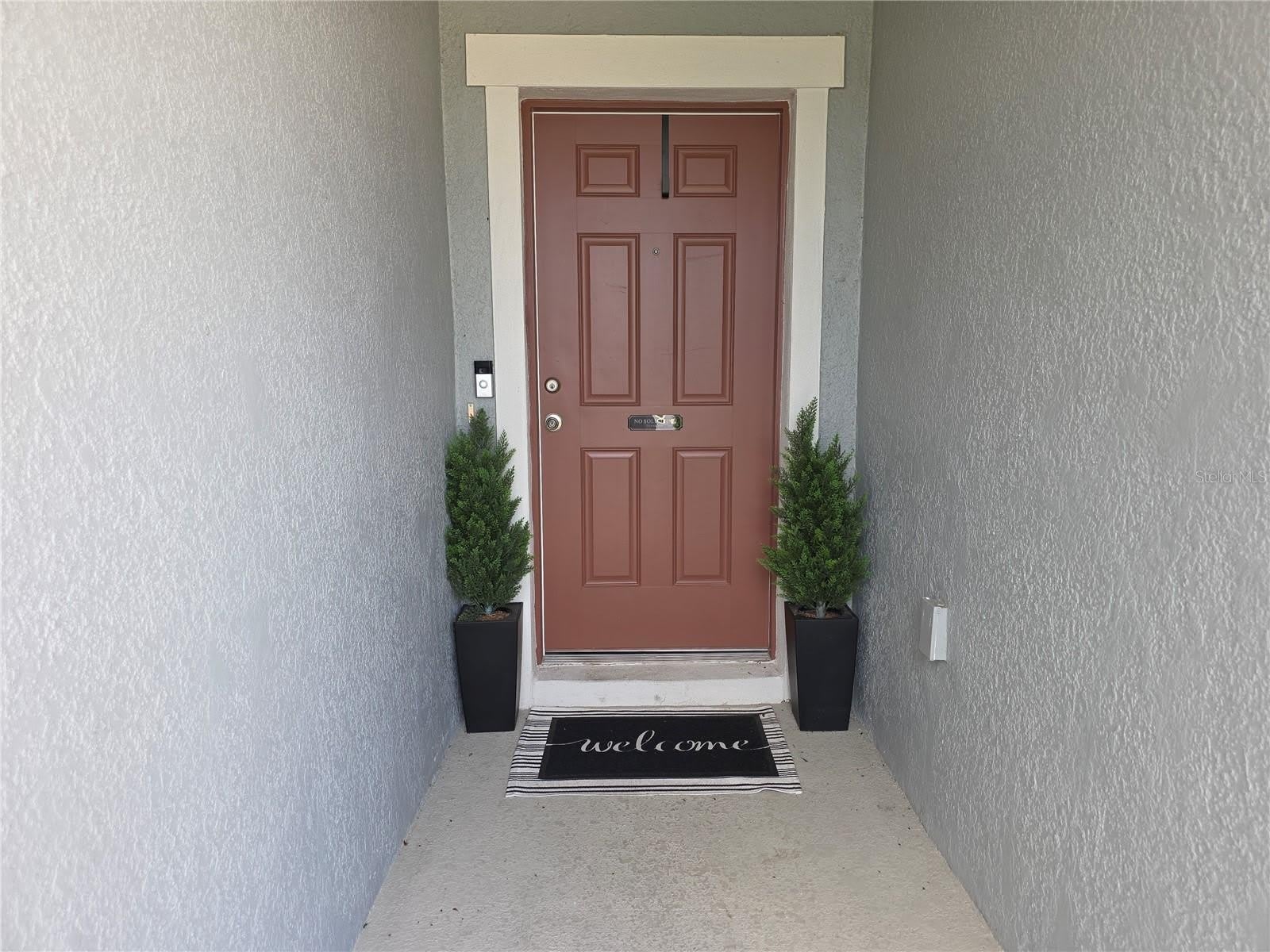 1569 EFFRA Way – photo 2
