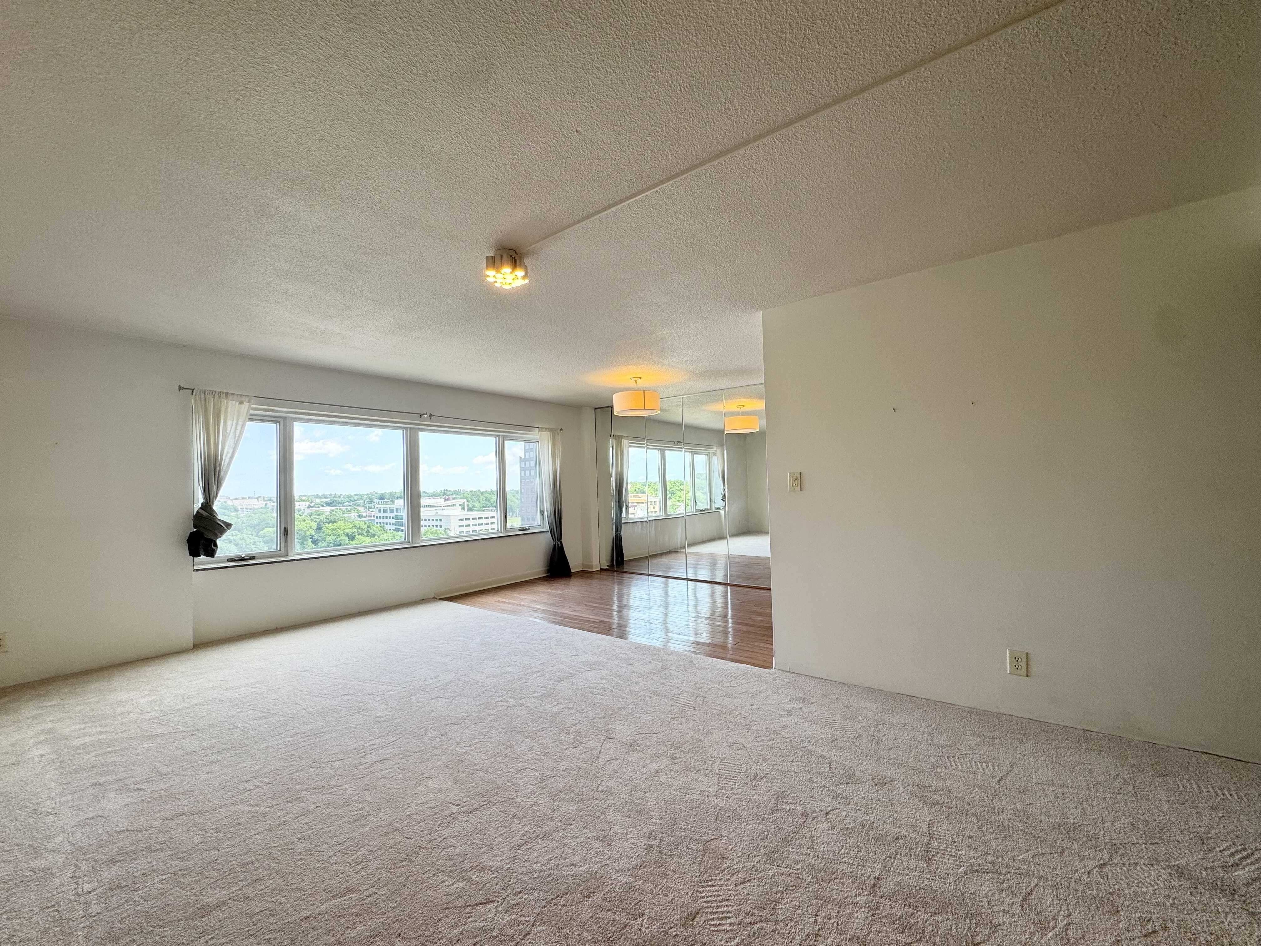 4545 Wornall Road – photo 2