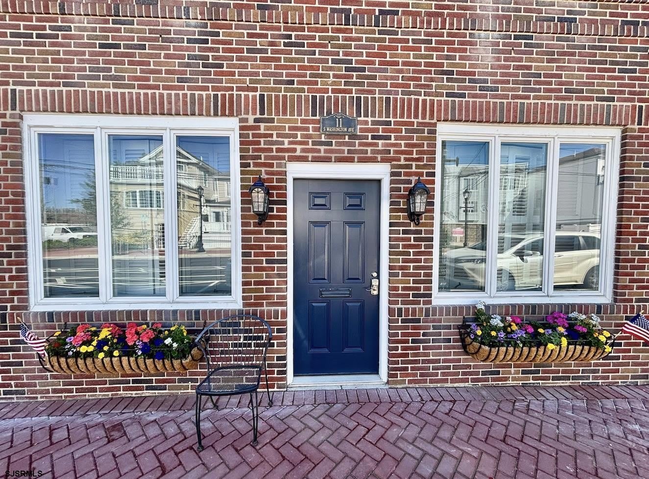 11 S Washington Ave – photo 2