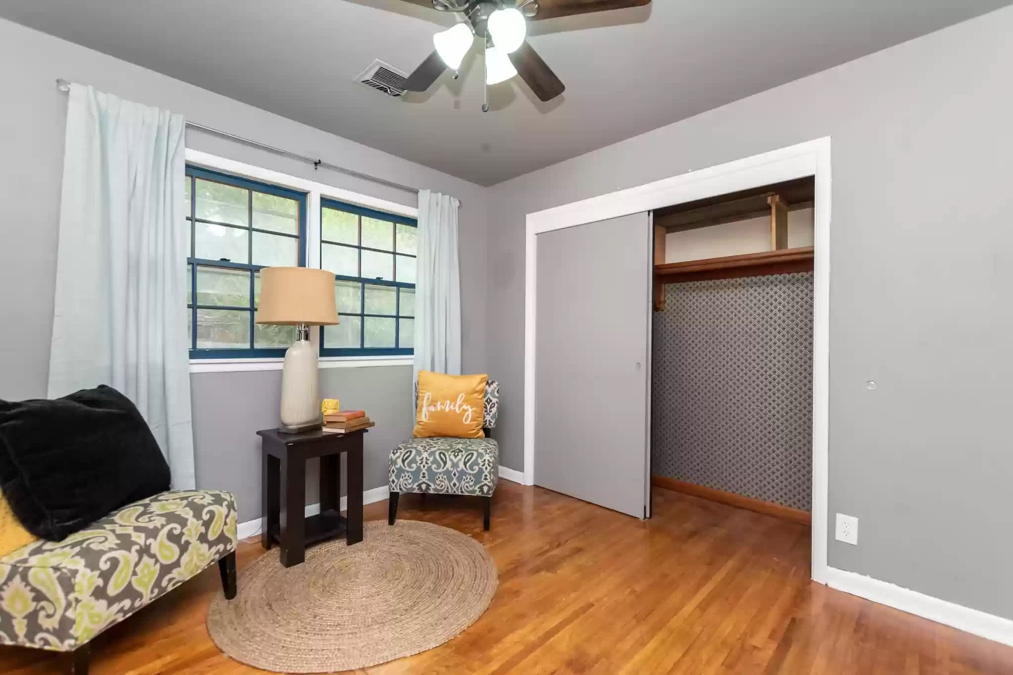 6302 East 11th Street North – photo 5