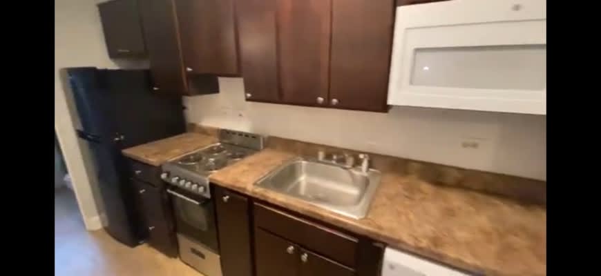 1735 W Bryn Mawr – photo 2
