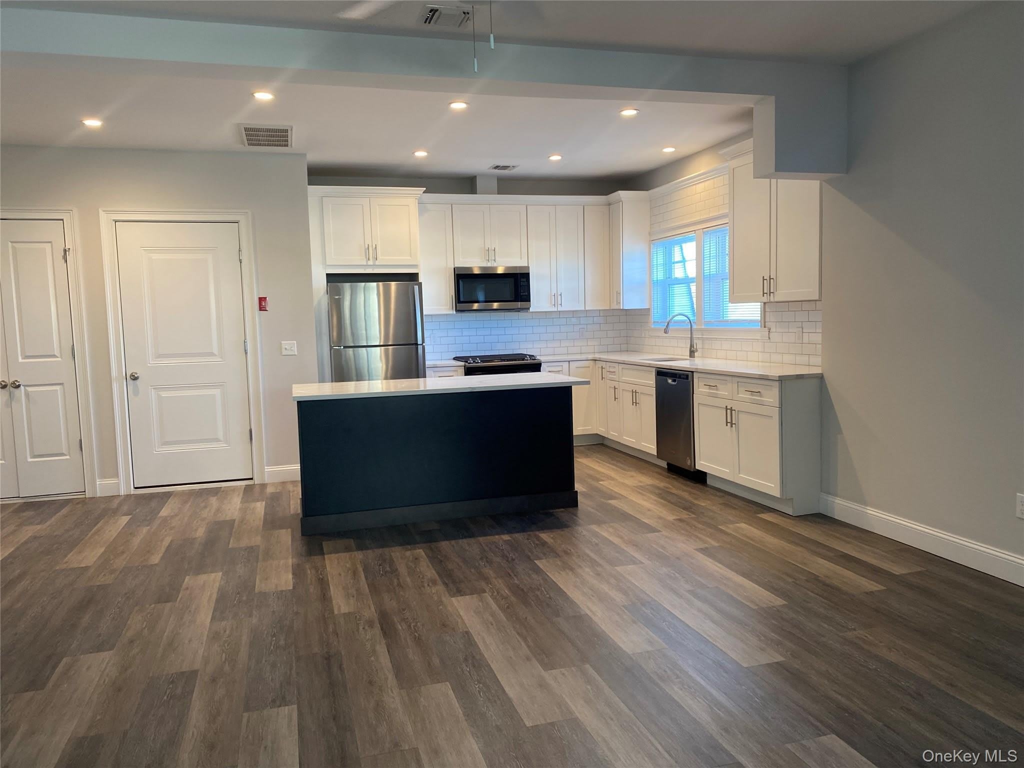 840 Montauk Highway – photo 4